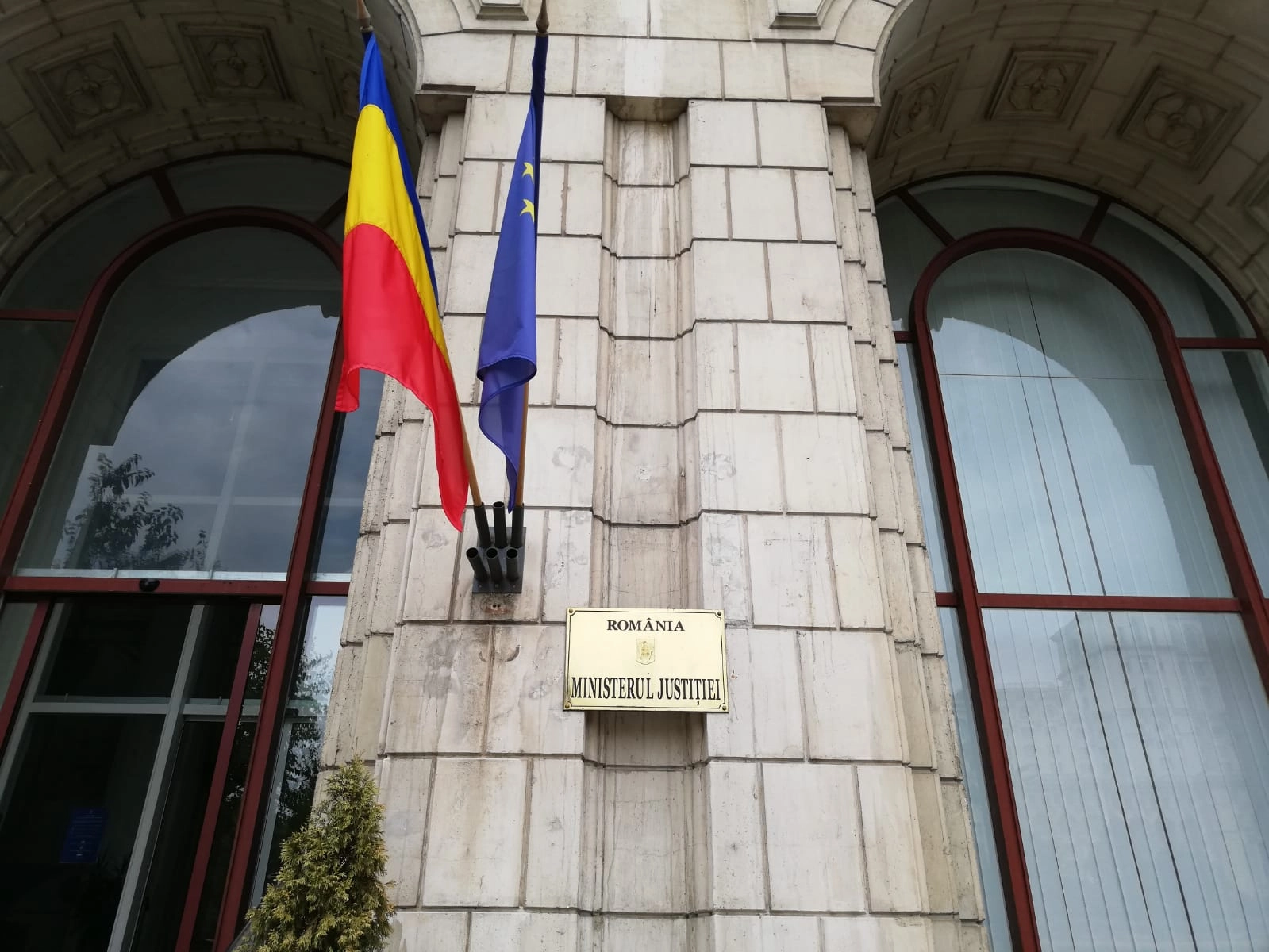 Interviuri la Ministerul Justiţiei pentru ocuparea celor două funcţii de procuror-şef adjunct al DIICOT