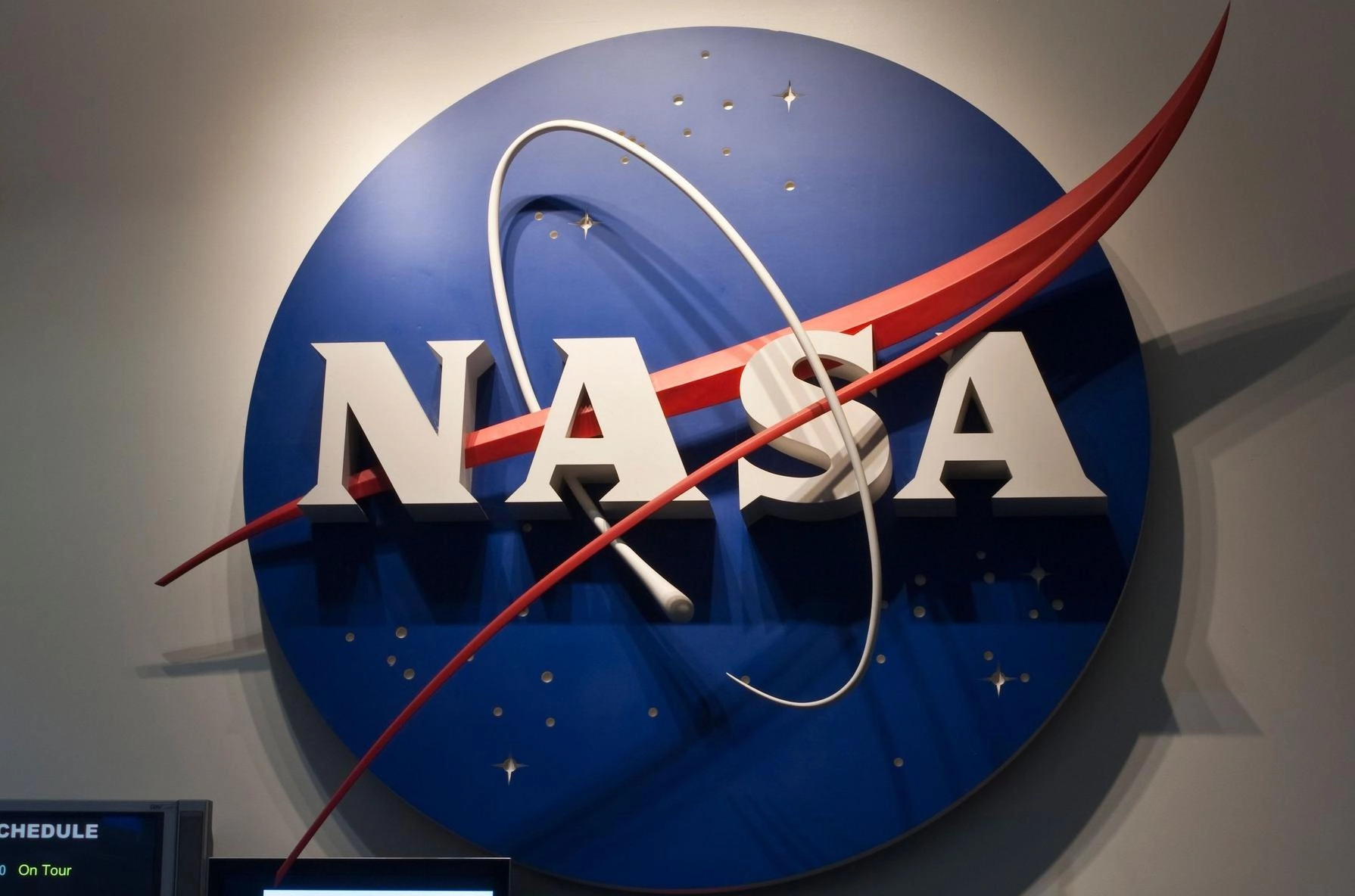 Cursa spre Lună, blocată de o moleculă rebelă: Cum ține hidrogenul la sol visul american și care este următoarea mișcare NASA