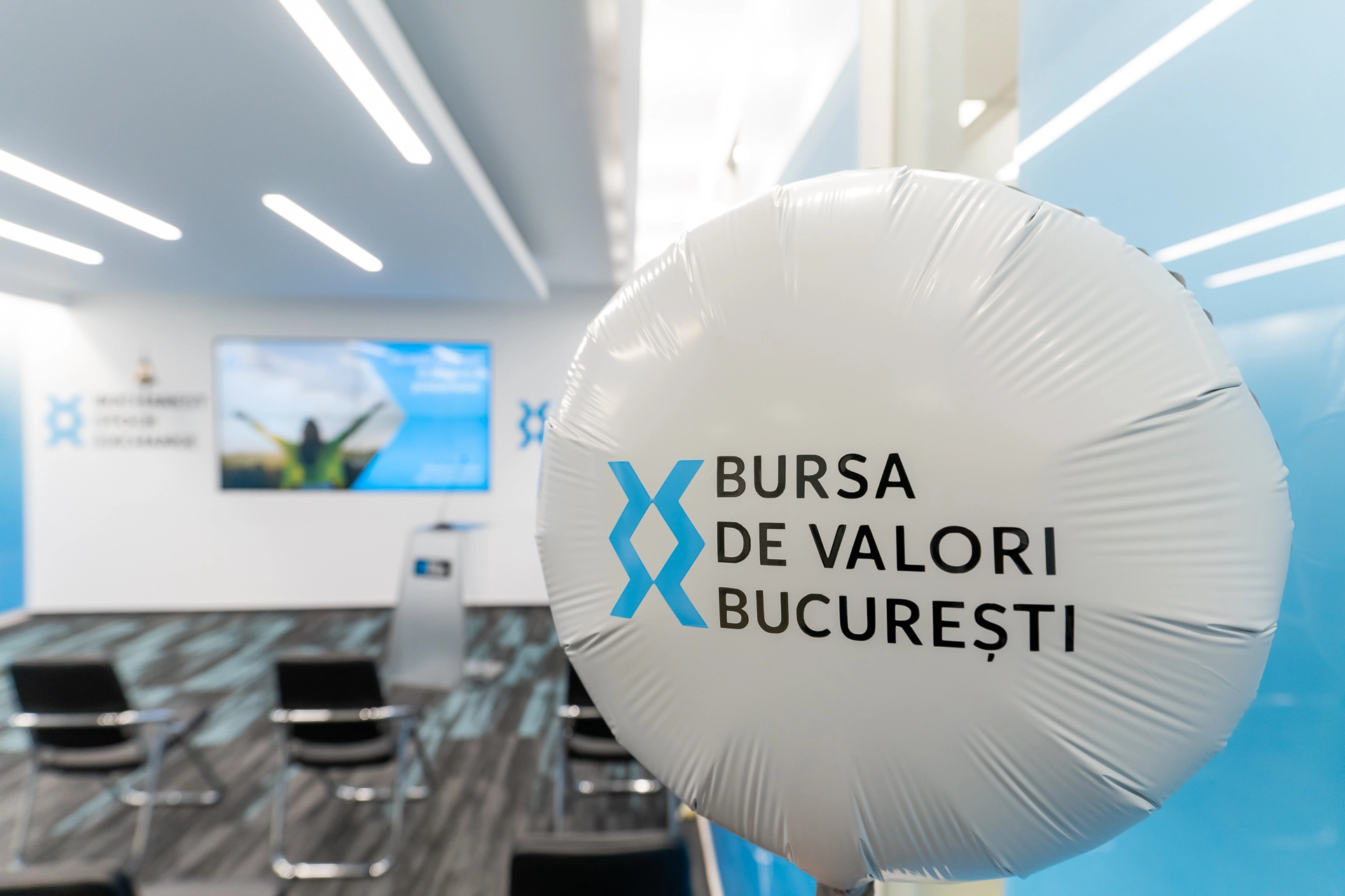 Bursa de la Bucureşti a închis în creştere ultima şedinţă de tranzacţionare a săptămânii