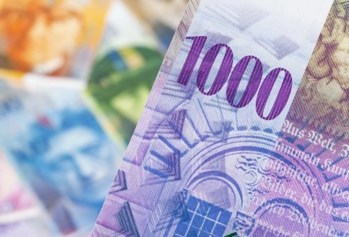 Totul a devenit instabil și volatil. Monedele de refugiu, sub semnul întrebării: dolarul, francul elveţian şi yenul, reevaluate de pieţe