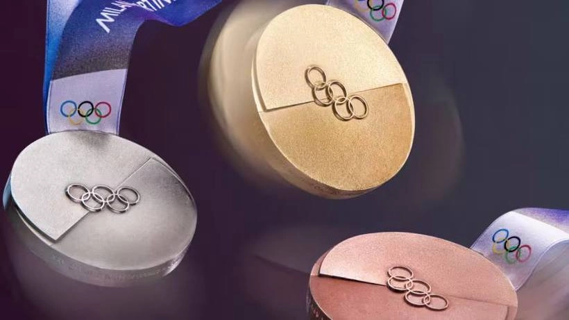 JO  2026: Japonezii Riku Miura şi Ryuichi Kihara au cucerit medaliile de aur în proba de perechi a concursului de patinaj artistic / Clasament final