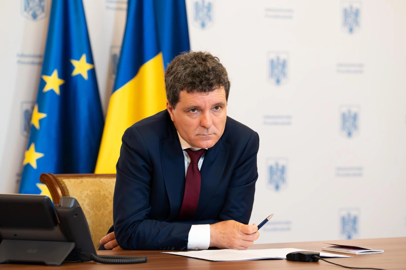 Decrete blocate la Cotroceni: Judecătorii din penal, ținuți forțat în funcție de Nicușor Dan (surse)