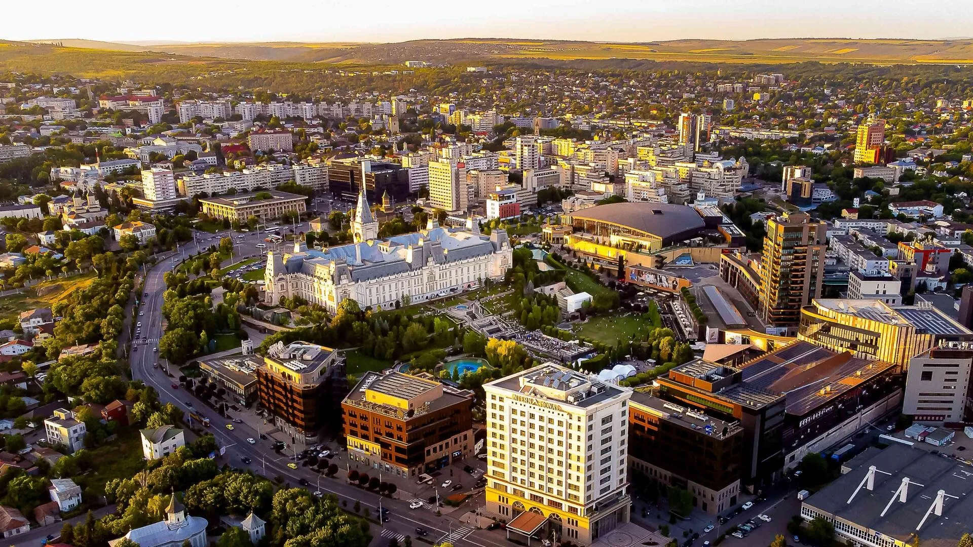 Primăria Iași semnează contractul pentru modernizarea liniilor de tramvai din Copou