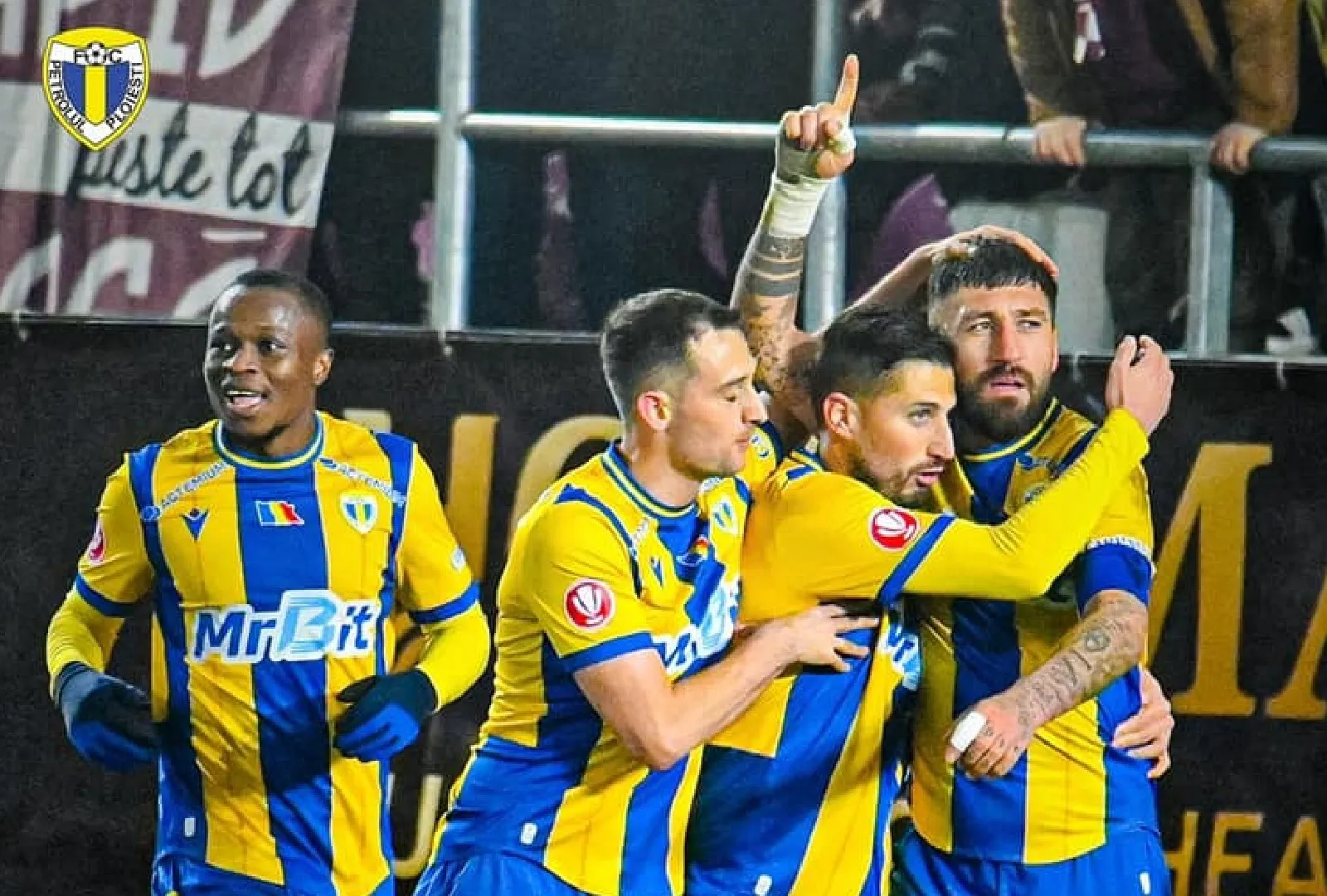 Victorie importantă pentru Petrolul cu FC Argeş