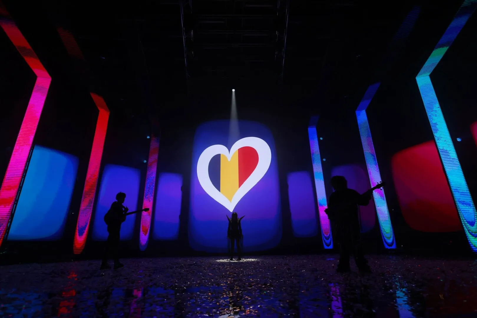 Surpriză în finala Eurovision: Câștigătoarea Vocea României va reprezenta România la Viena