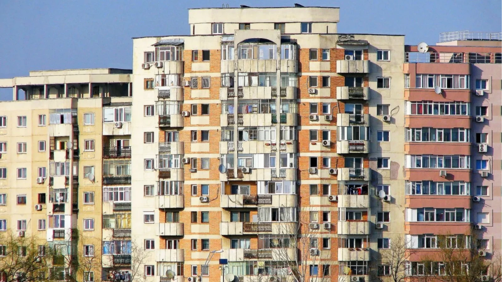 Reguli clare pentru proprietarii de apartamente. Amenzi usturătoare pentru cei care le ignoră