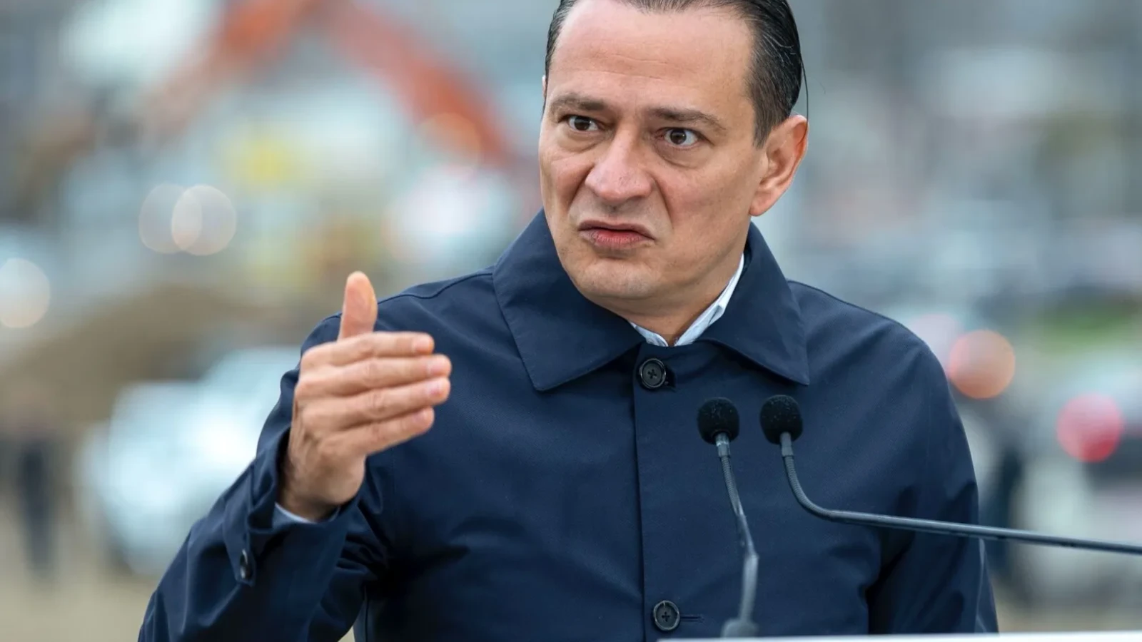 Edilii se revoltă! Investițiile făcute de primării vor scădea, spune Daniel Băluță: "Este viziunea pe care guvernul Bolojan o are, aceea ce a pulveriza autorităţile locale"