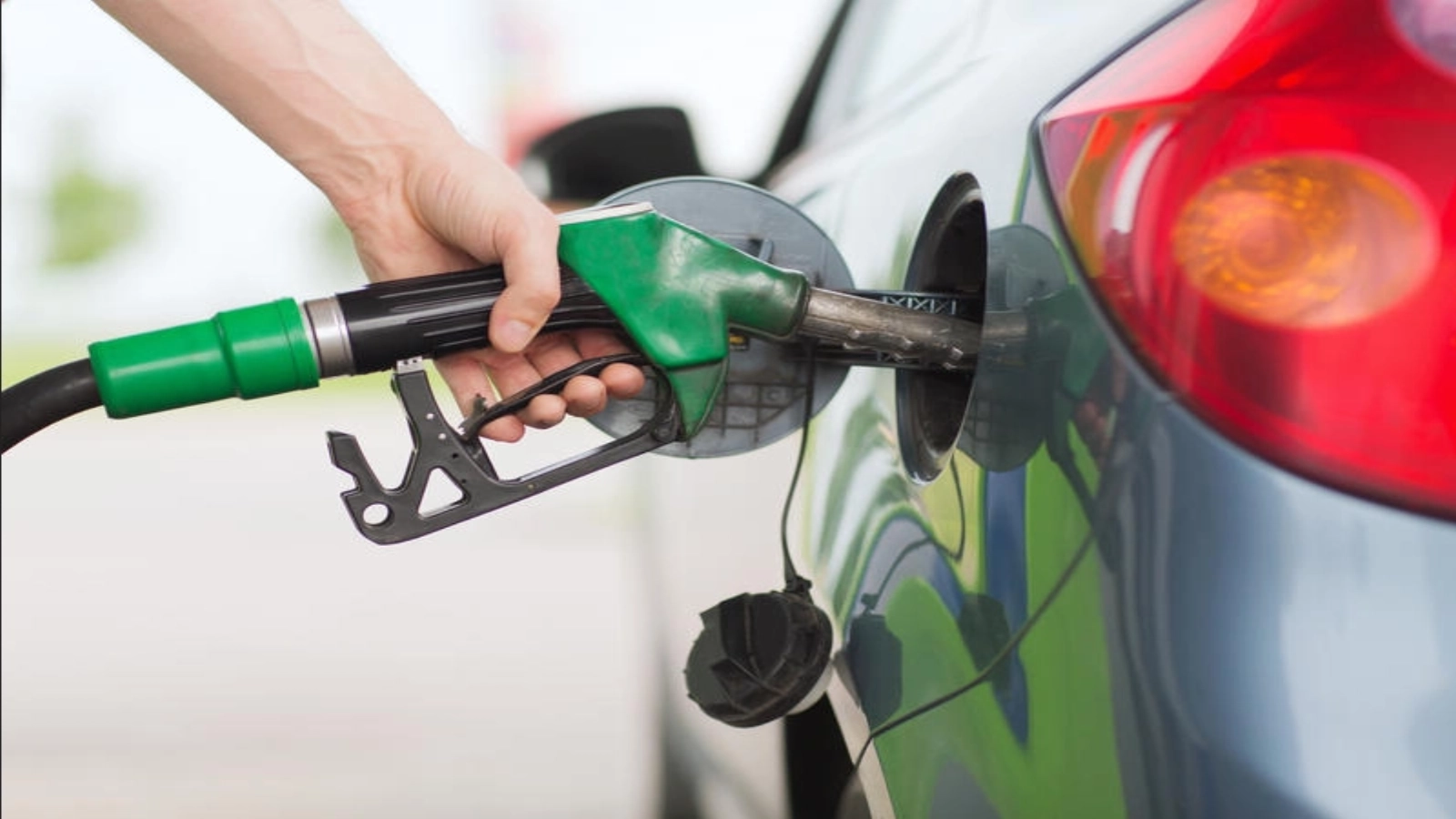 Italia ia măsuri ferme împotriva creșterii prețurilor la carburanți – Reducerea accizelor, prelungită încă o lună