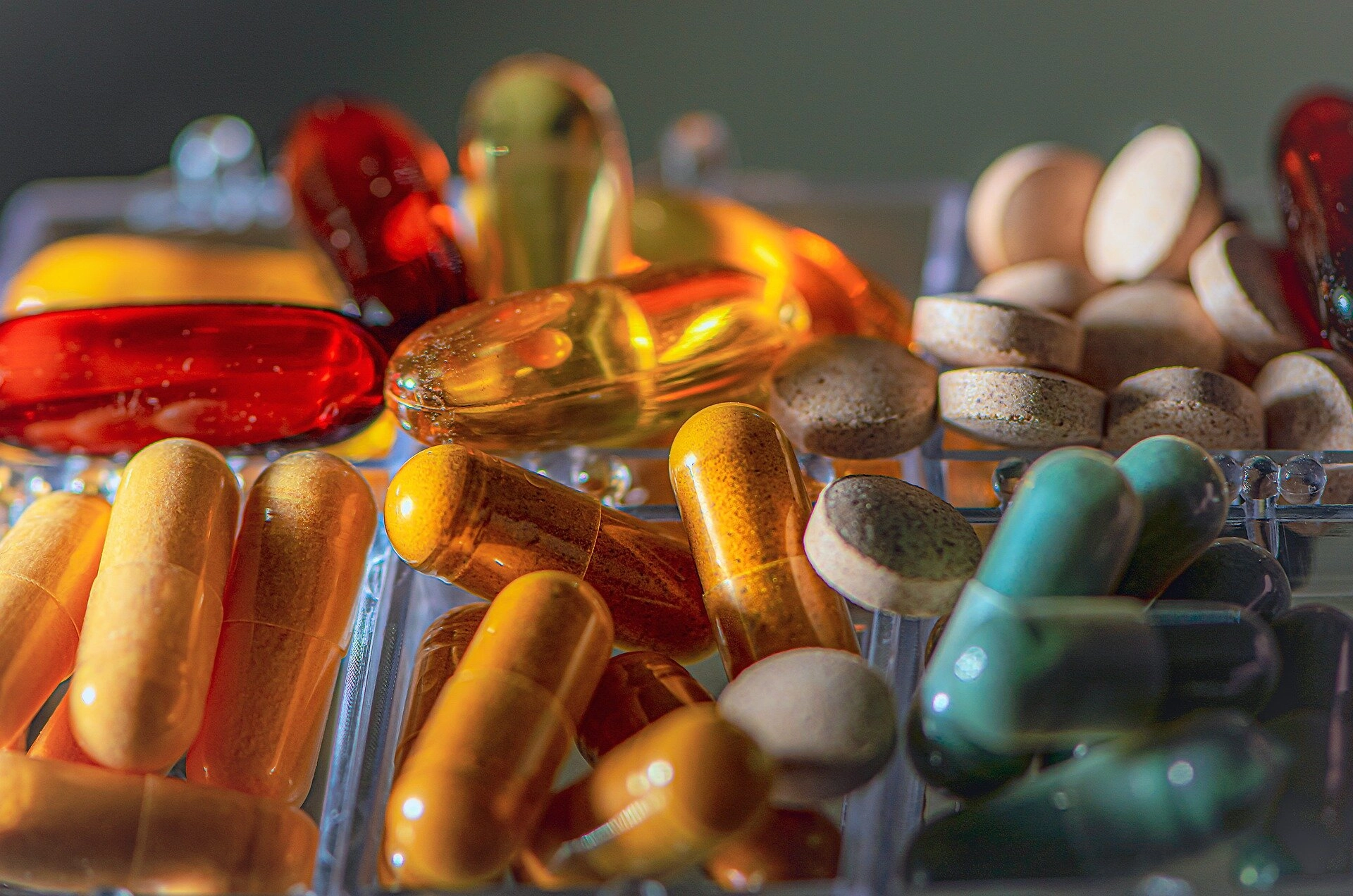 Surpriză în știință: Multivitaminele pot încetini ceasul biologic al organismului