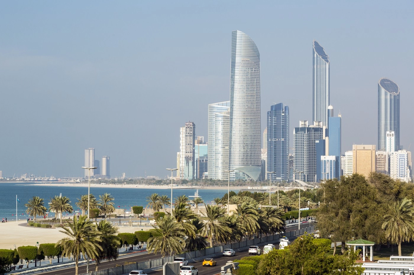 Emiratele Arabe Unite au decis să închidă bursele timp de două zile, pe fondul atacurilor Iranului