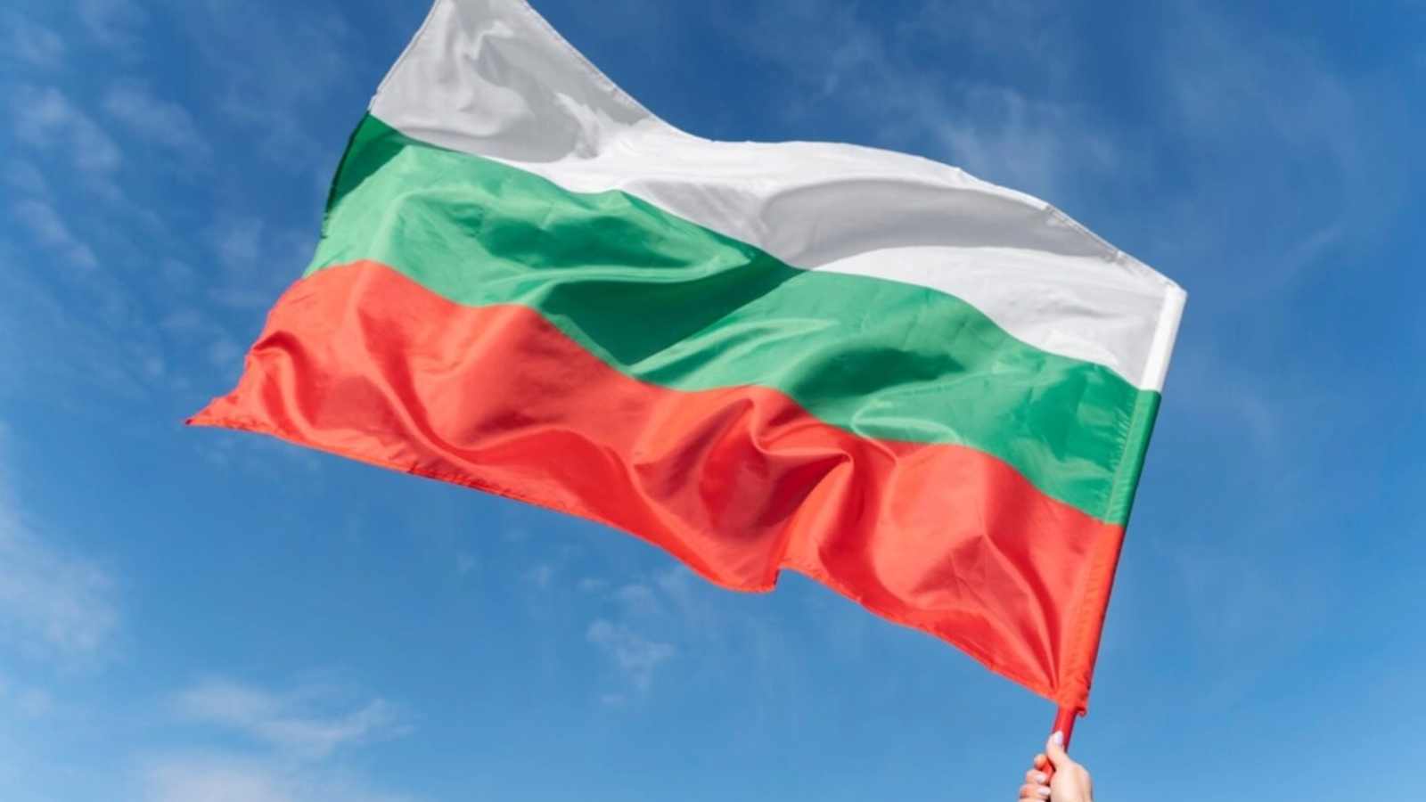 Bulgaria va primi finanţare pentru a participa la opt proiecte europene de apărare