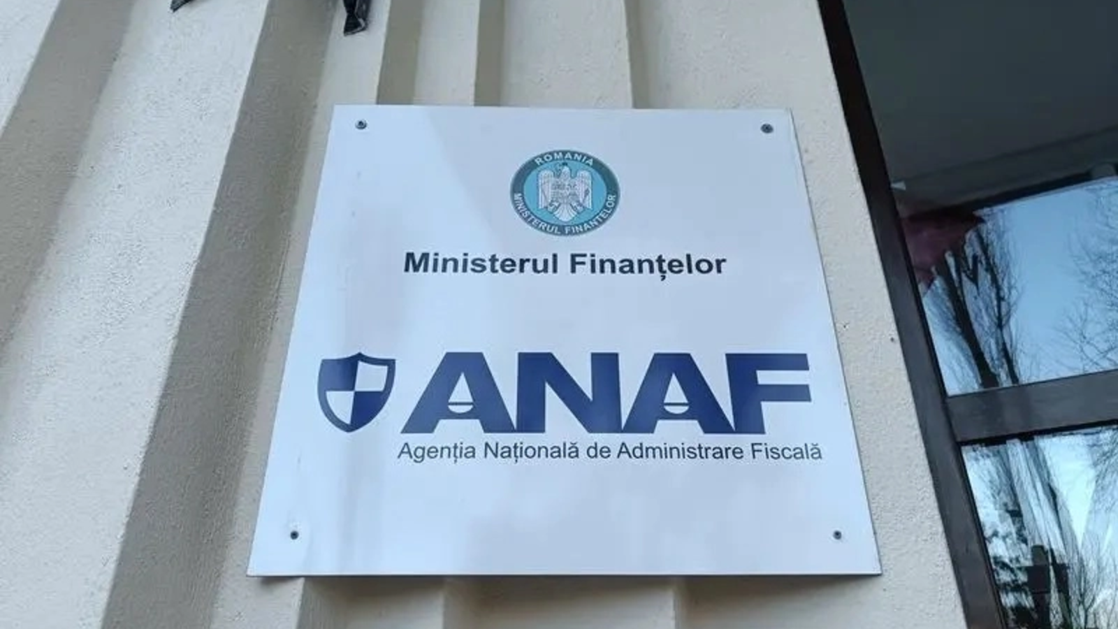 FOTO Acțiune de amploare în București: ANAF a confiscat milioane de lei și zeci de kilograme de aur