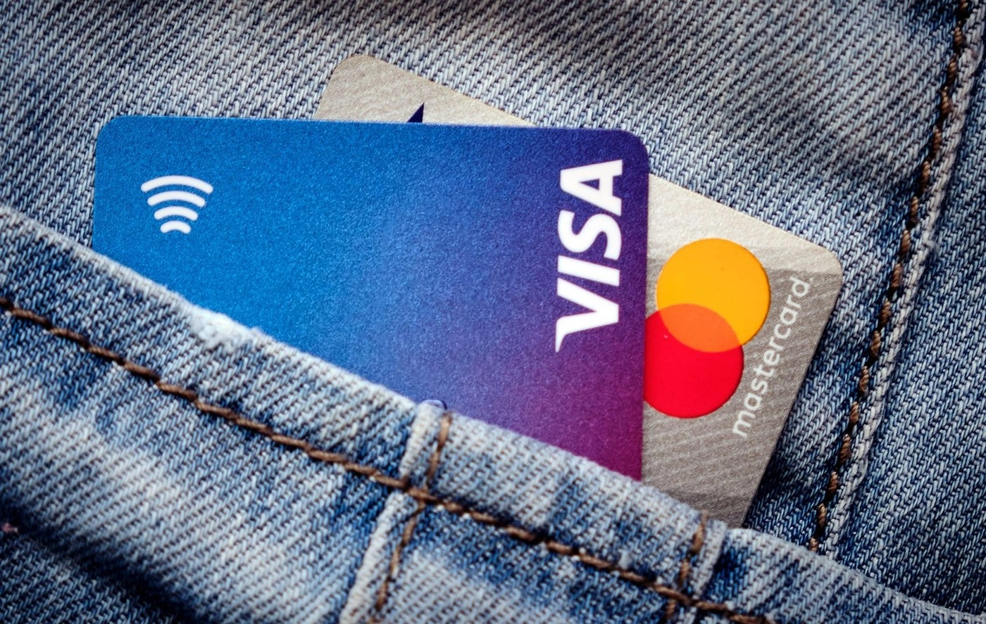 Economistul-şef al Visa pentru Europa: Plăţile digitale rămân una dintre puţinele zone cu potenţial structural de creştere