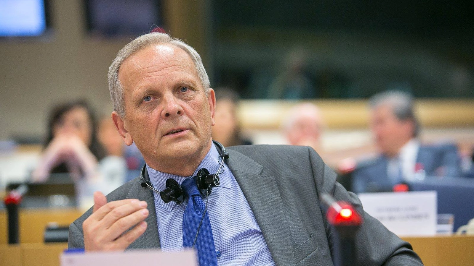 Theodor Stolojan, lecție pentru guvernanți: 'Scăderea accizelor la carburanți ar fi o greșeală. Nu pot să protejez întreaga populație'