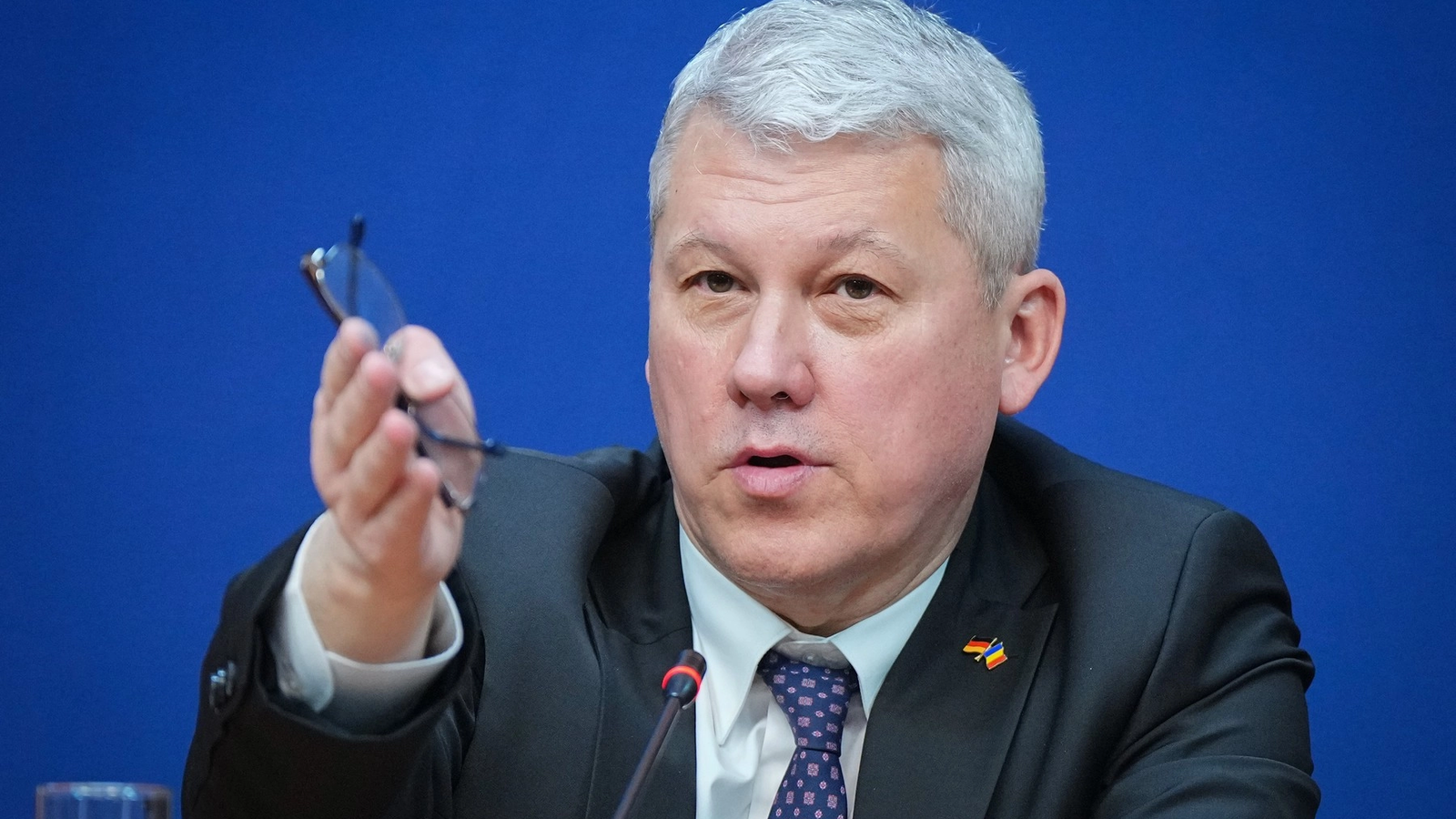 Cătălin Predoiu: Angajaţii MAI au salvat peste 1.500 de animale aflate în pericol şi au deschis peste 2.200 de dosare penale, anul trecut