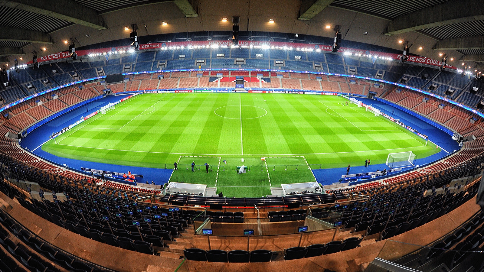 Noul primar al Parisului vrea reluarea negocierilor pentru vânzarea Parc des Princes către PSG
