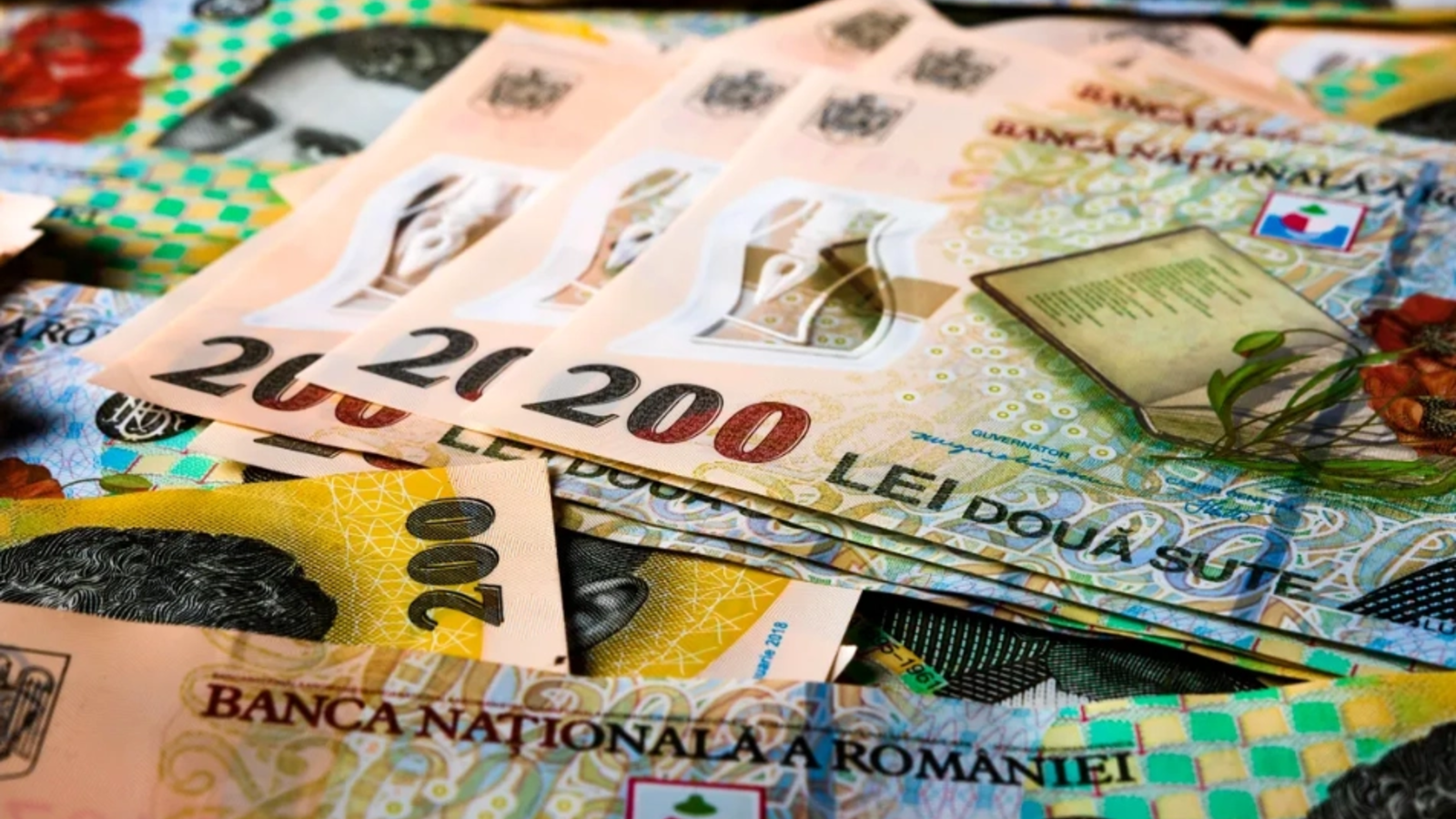 Guvernul acordă majorări salariale de până la 40% pentru personalul care lucrează la PNRR. Banii vor depinde de îndeplinirea obiectivelor