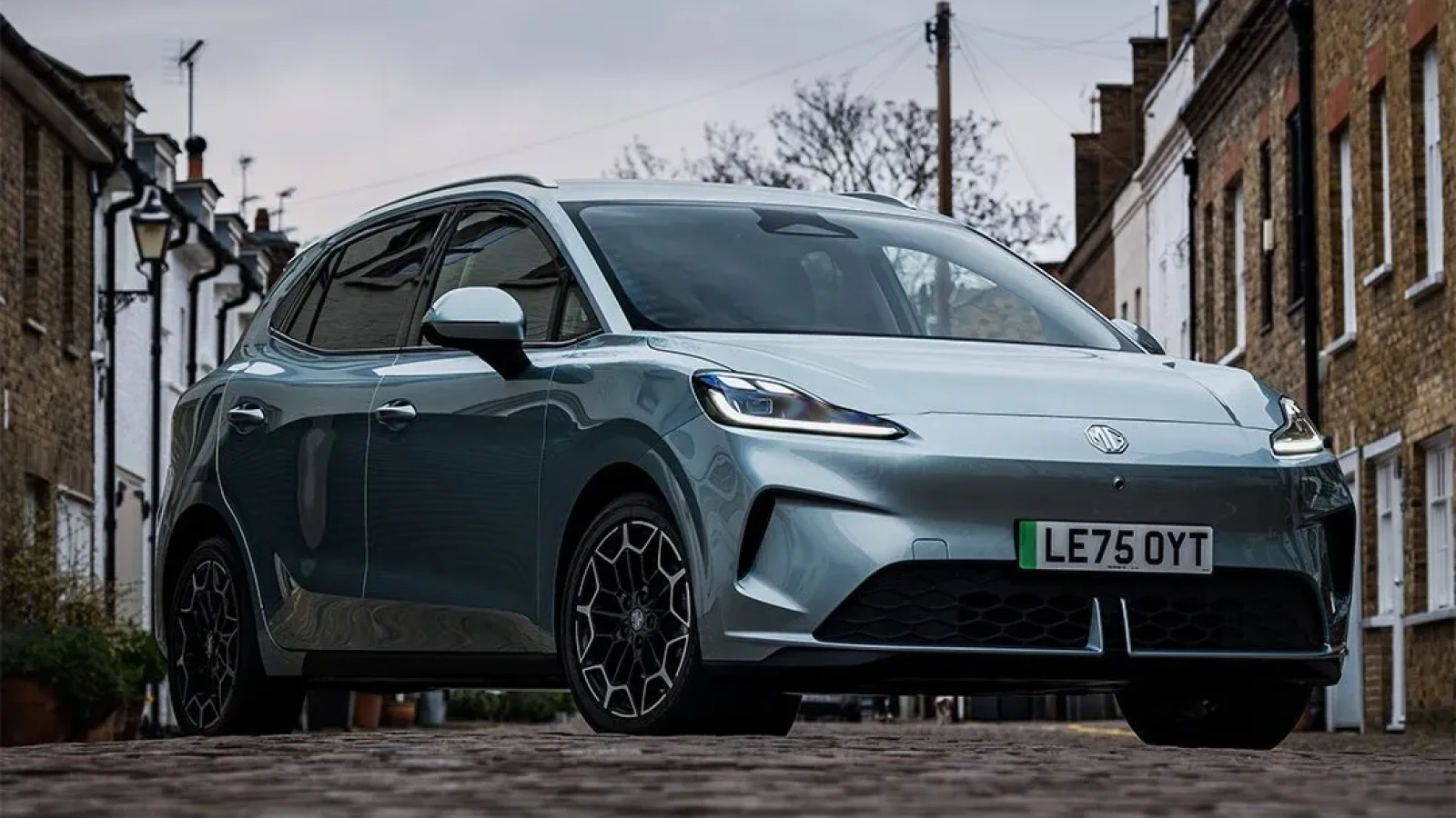 VIDEO Revoluție pe piața auto din Europa: Se lansează prima mașină electrică cu baterie semi-solidă și autonomie de 530 km