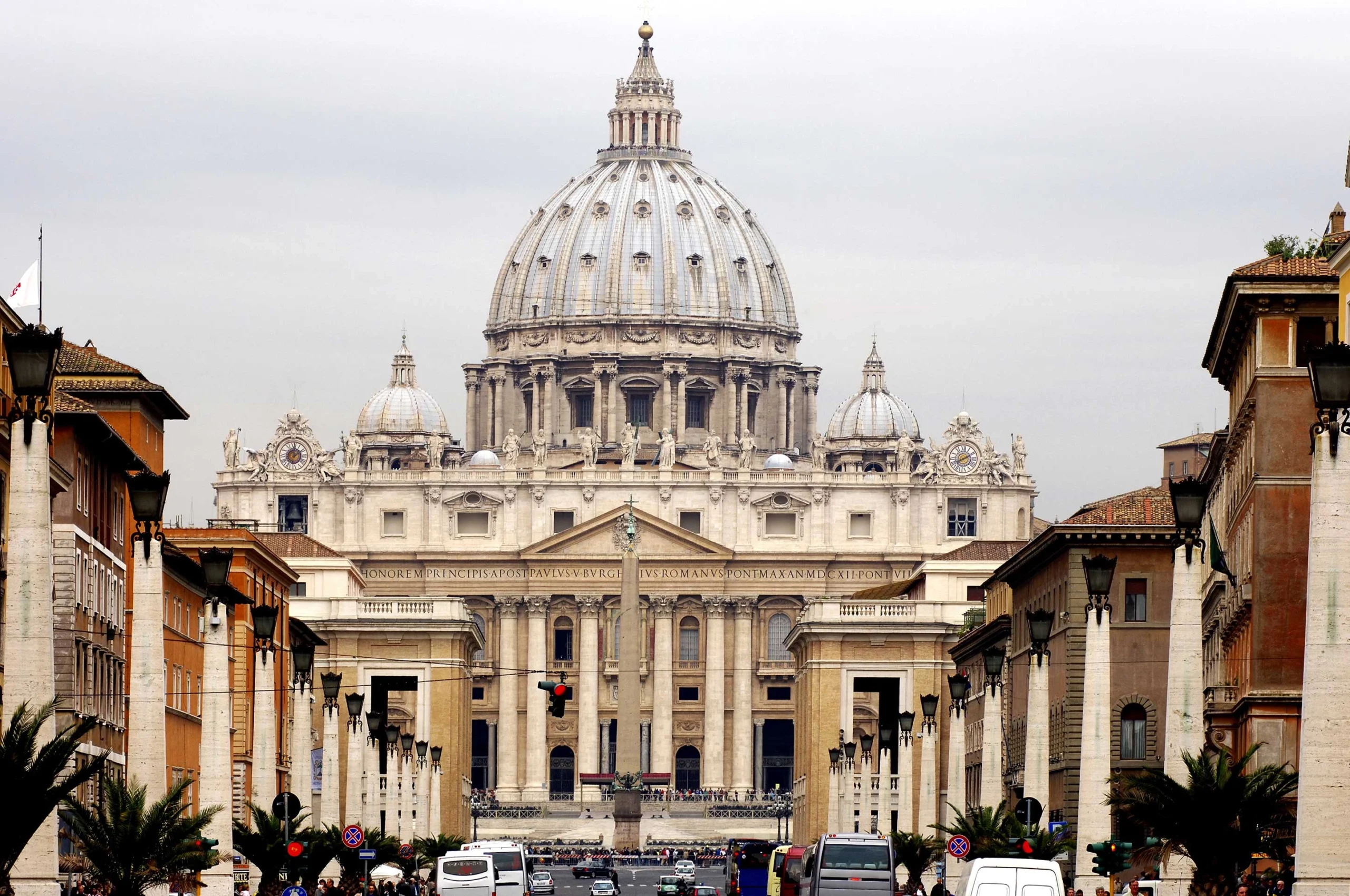 Vaticanul atrage atenţia asupra pericolului "controlului social" şi al "manipulării" reprezentat de AI