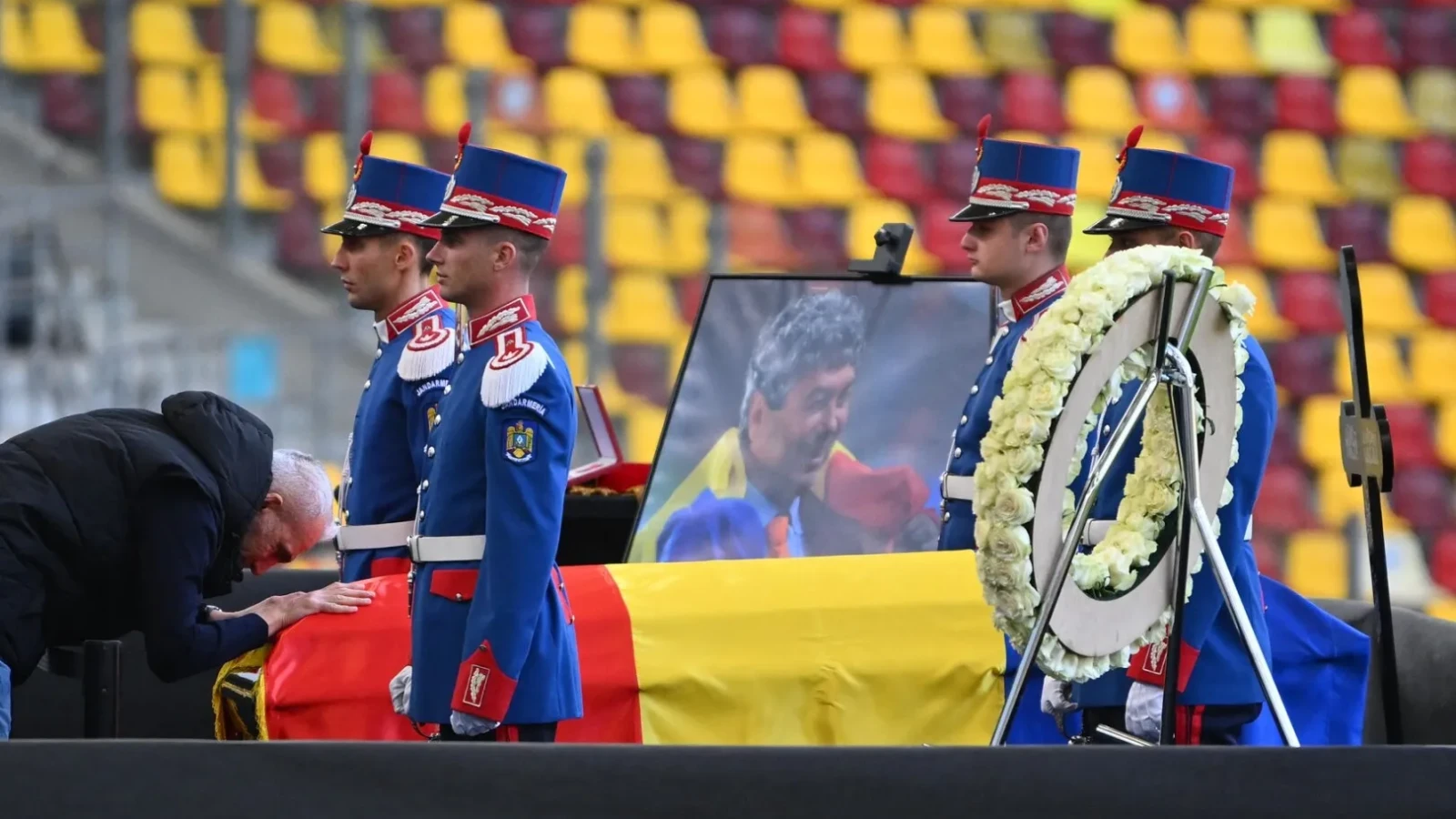 Mircea Lucescu va fi înmormântat astăzi. Ce va presupune ultima etapă a ceremoniei