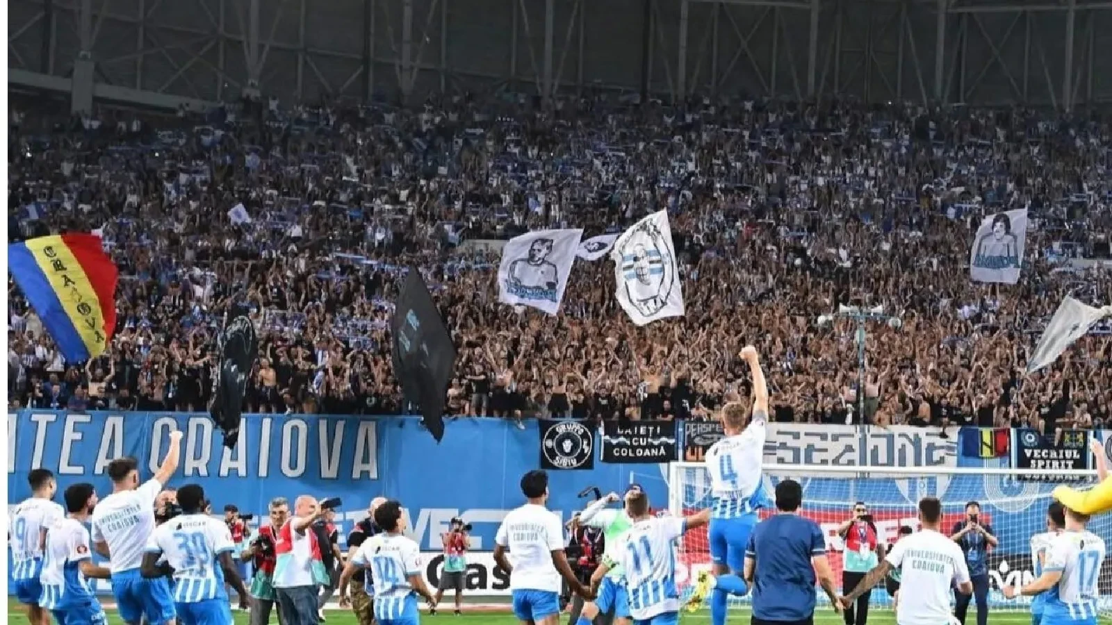 FOTO S-a lăsat cu dosar penal după meciul Universitatea Craiova-Rapid. Ce spun polițiștii