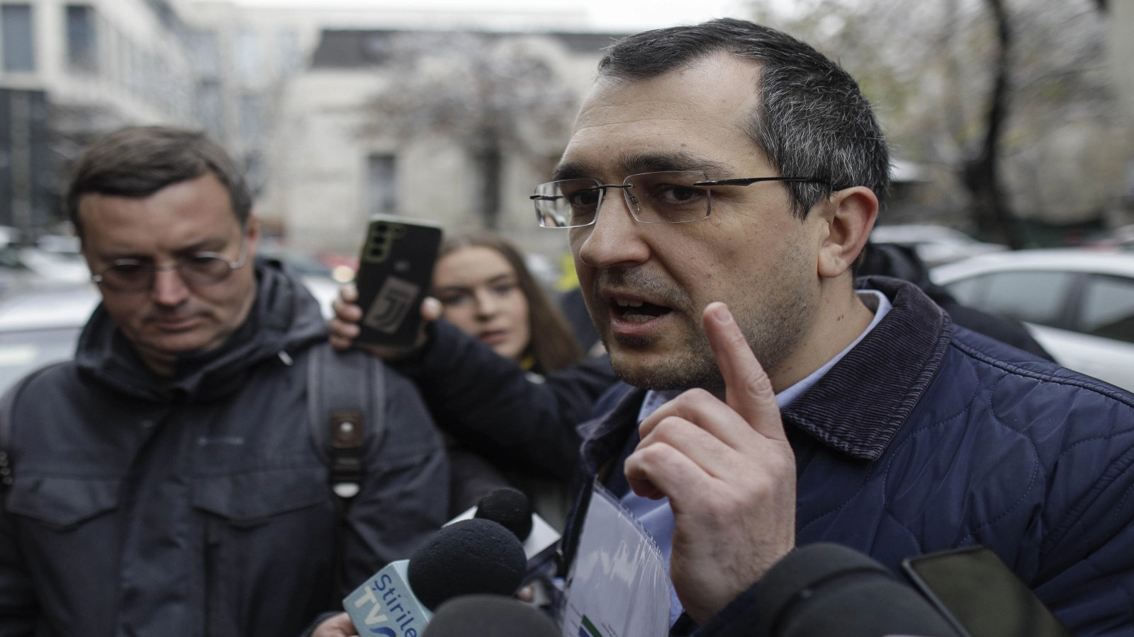 Fostul ministru al Sănătății propune o soluție pentru datoria către Pfizer: medicamente și investiții în loc de milioane plătite