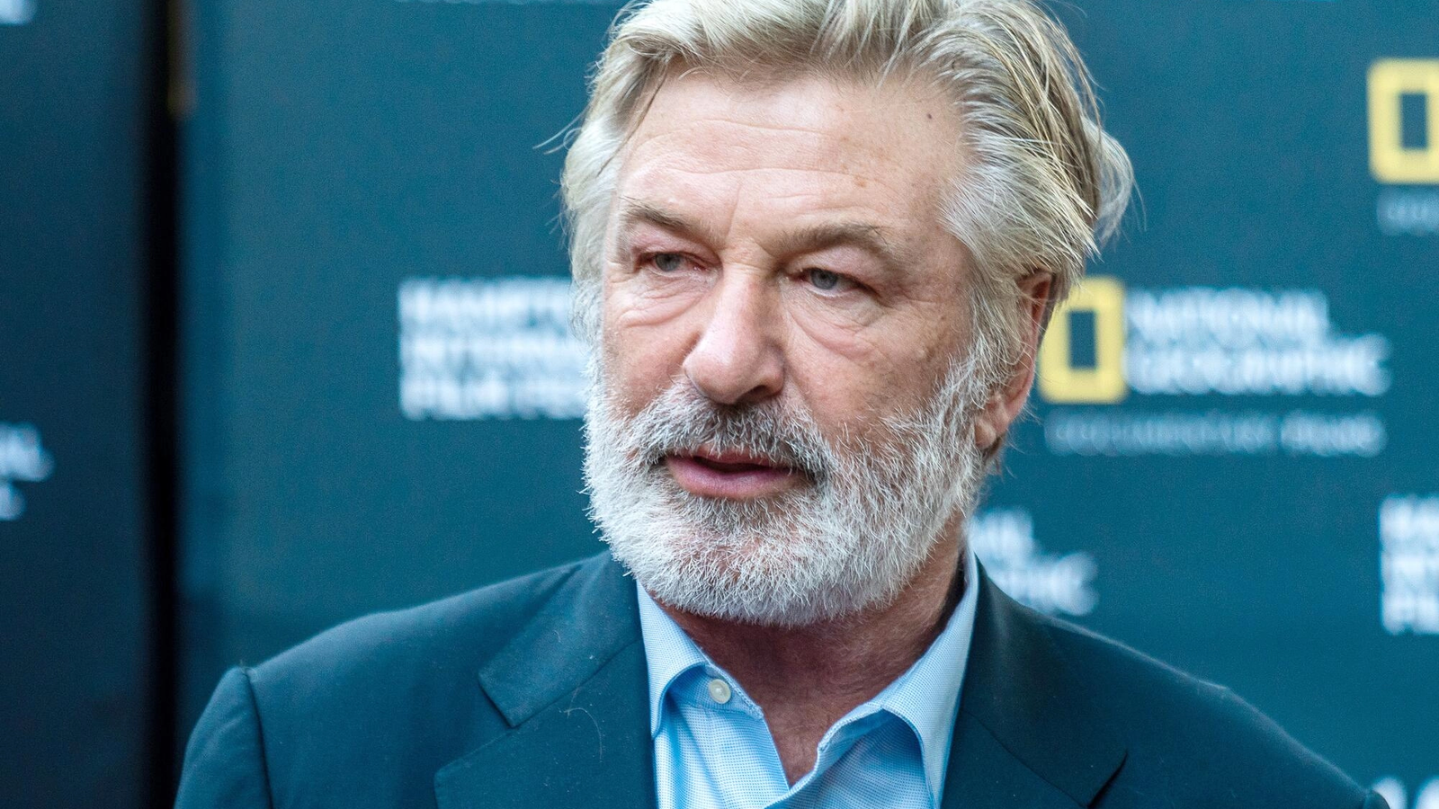 Alec Baldwin ar urma să fie judecat într-un proces civil în legătură cu incidentul armat de pe platoul de filmare al peliculei ”Rust”