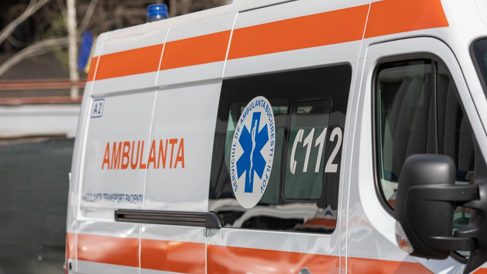 Un bărbat a murit în plină stradă după ce s-ar fi înecat cu mâncare