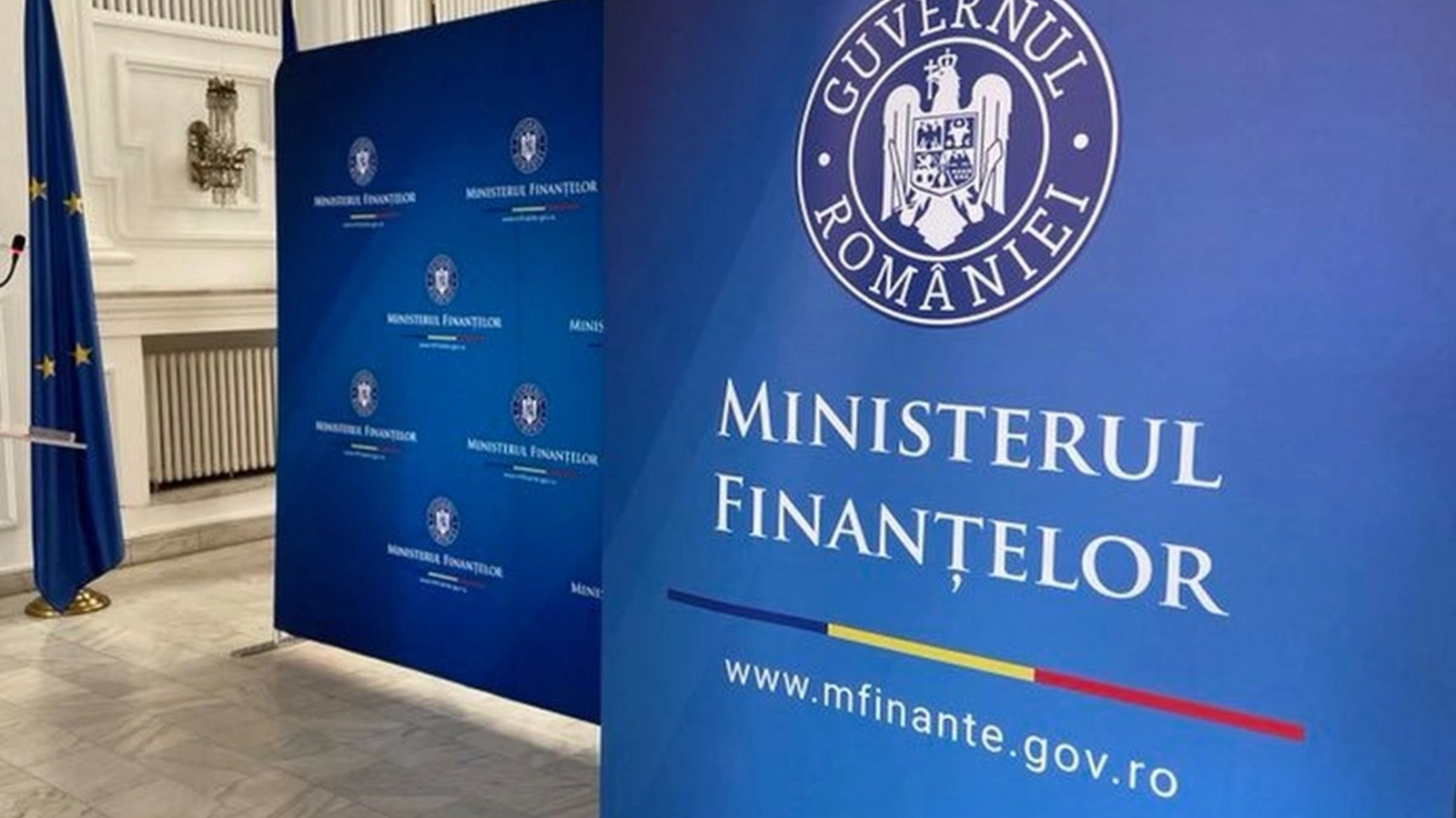 Ministerul Finanţelor a împrumutat 873,6 milioane lei de la bănci