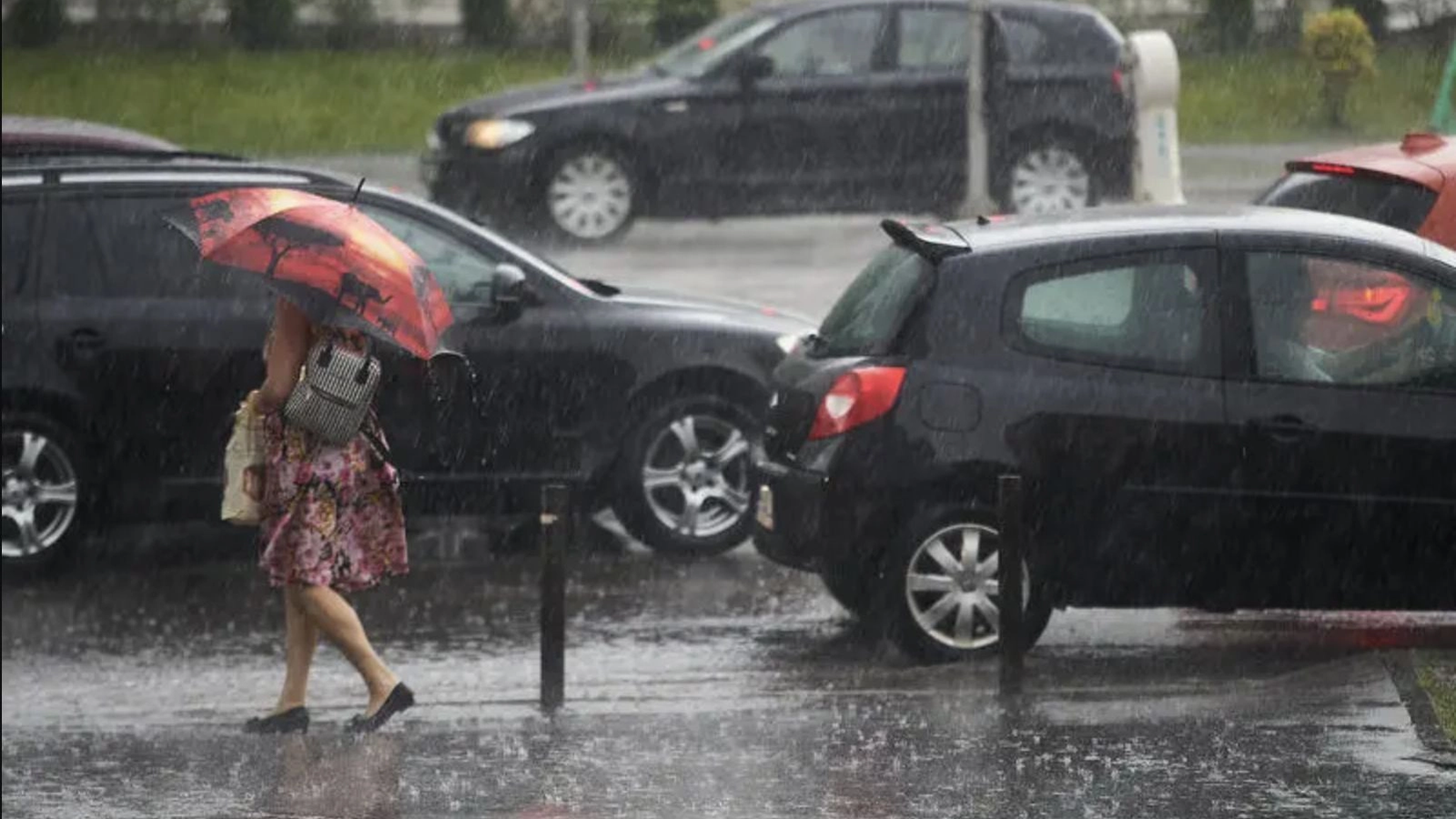 Meteorologii ANM au emis o prognoză specială pentru București: Vremea se schimbă brusc, revin ploile și scad drastic temperaturile