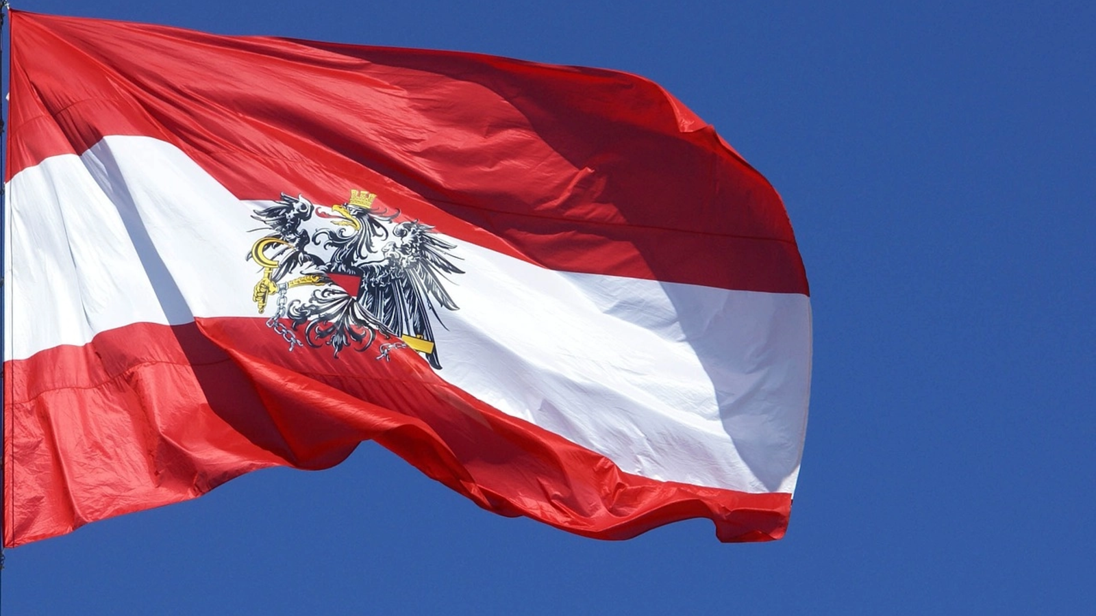 Guvernul austriac a refuzat toate cererile Statelor Unite de survolare militară, de la începutul războiului din Orientul Mijlociu