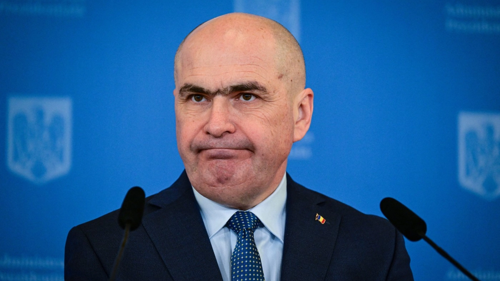 Semnalele roșii din economie: cum au ajuns măsurile lui Bolojan să lovească în consum și investiții
