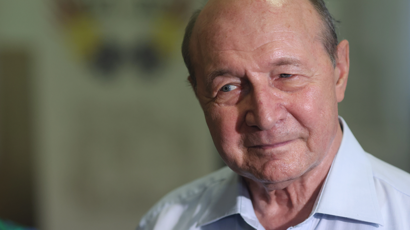 Traian Băsescu: Guvernul Veștea n-are cum să treacă!