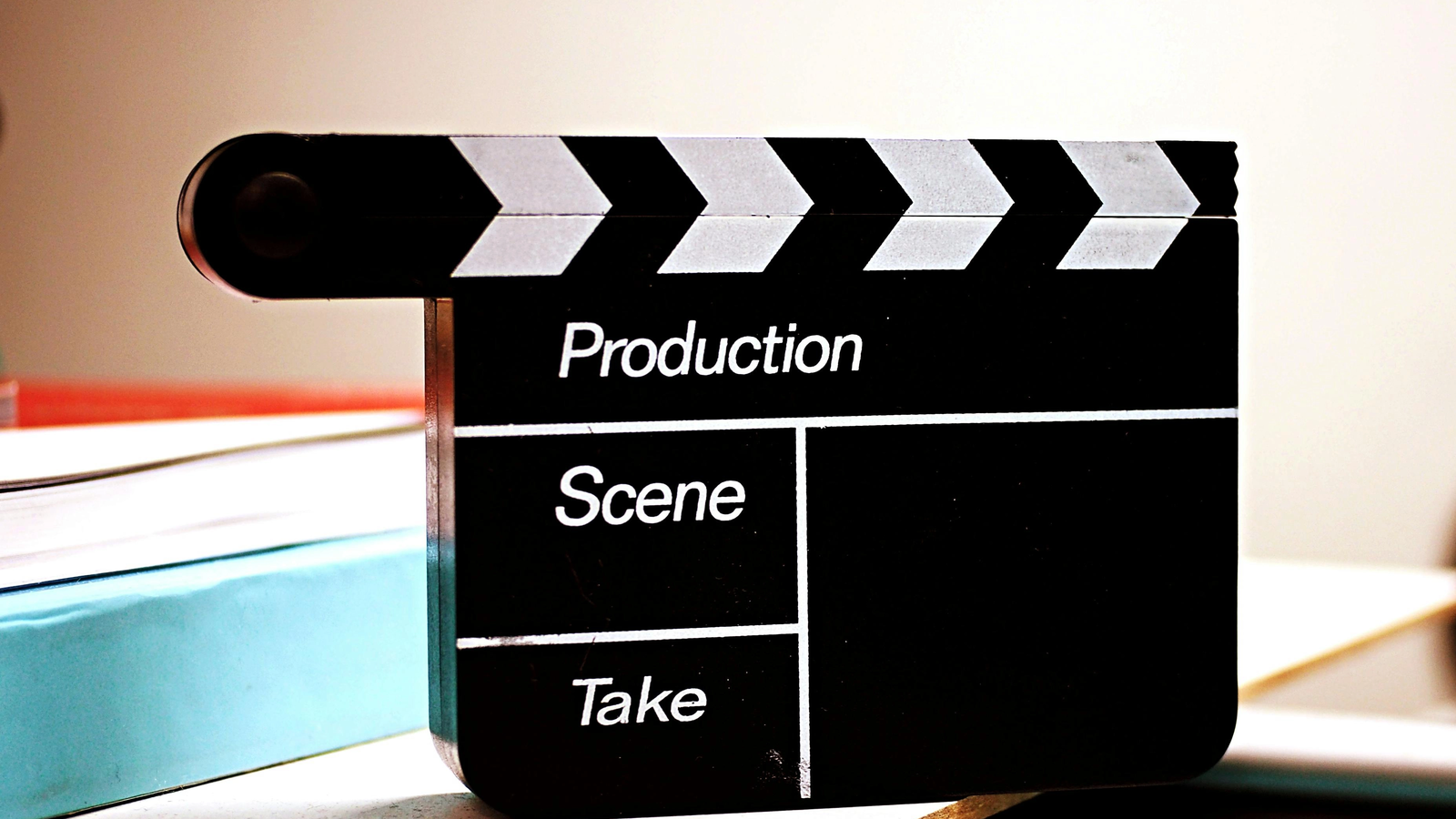 Actorii devin istorie? Platforma iQiyi lansează instrumentul care permite crearea de filme cu imagini generate de inteligenţa artificială