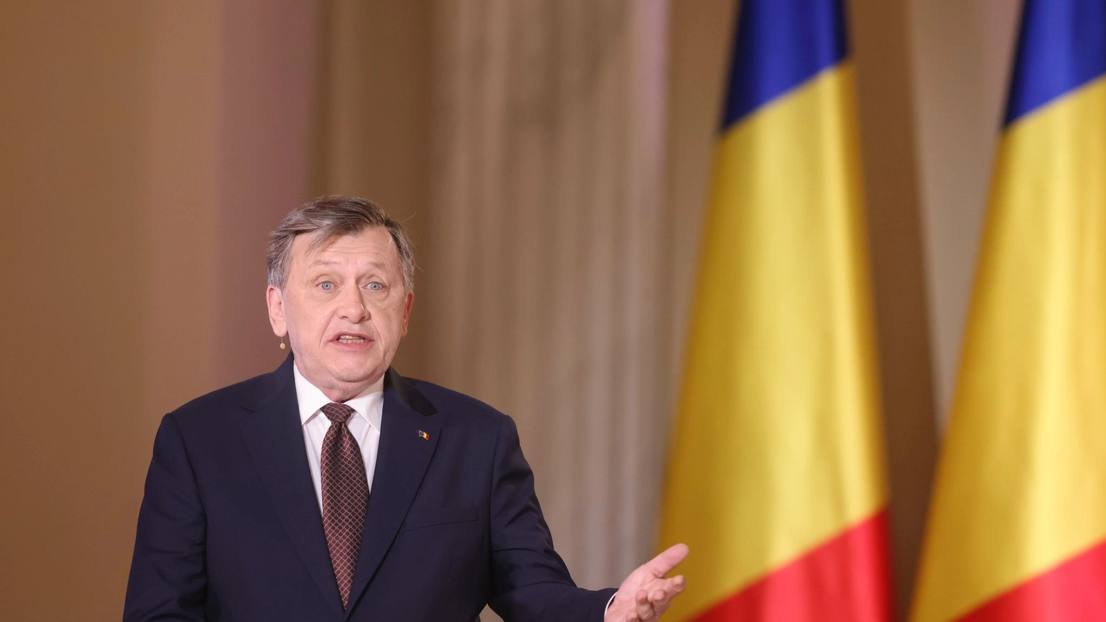Crin Antonescu, despre scenariul unei posibile mutări a lui Ilie Bolojan la REPER: "Ilie Bolojan este eroul, între ghilimele sau fără"