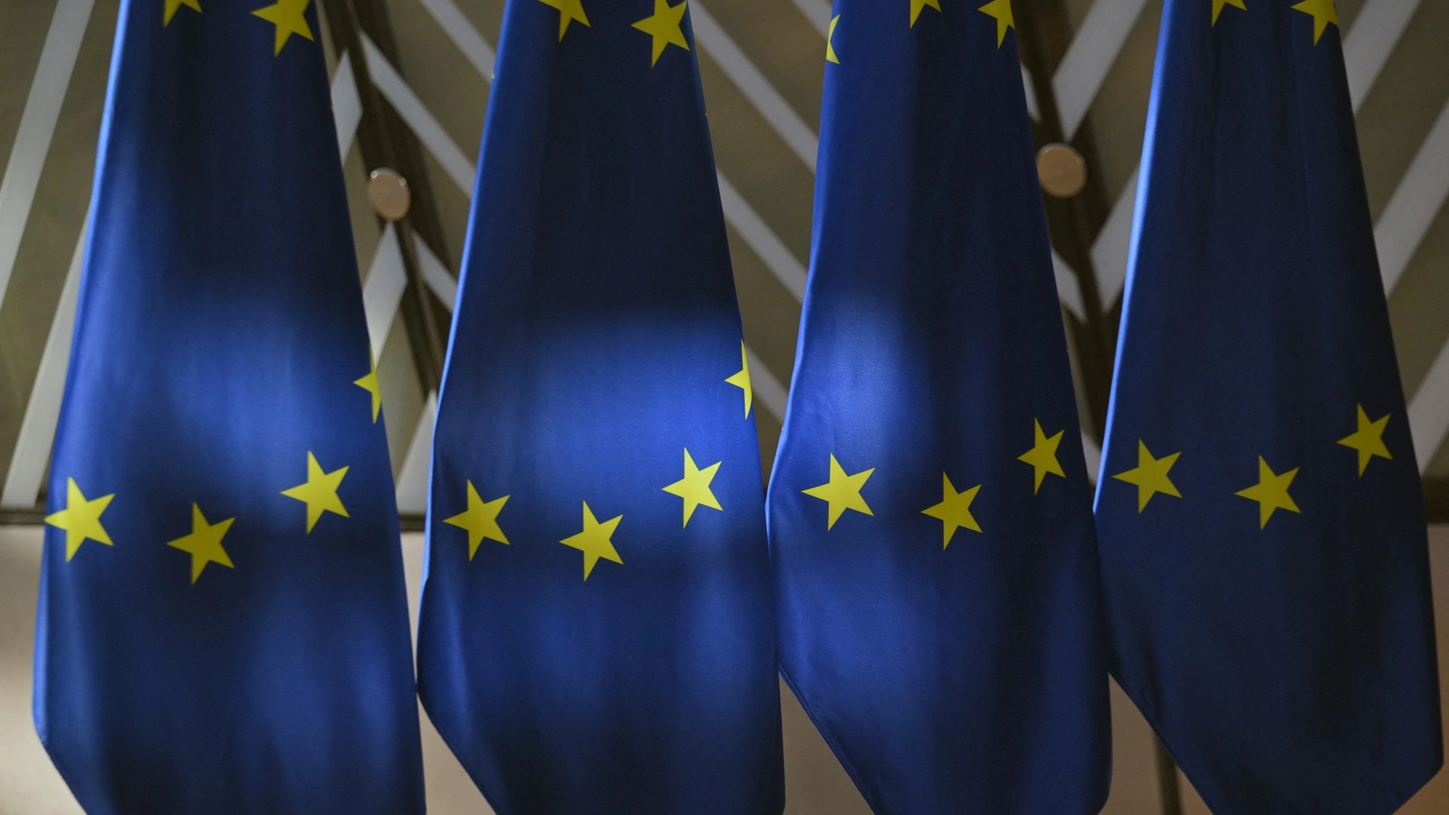 UE încheie un contract de servicii cloud în valoare de 180 de milioane de euro cu patru furnizori europeni