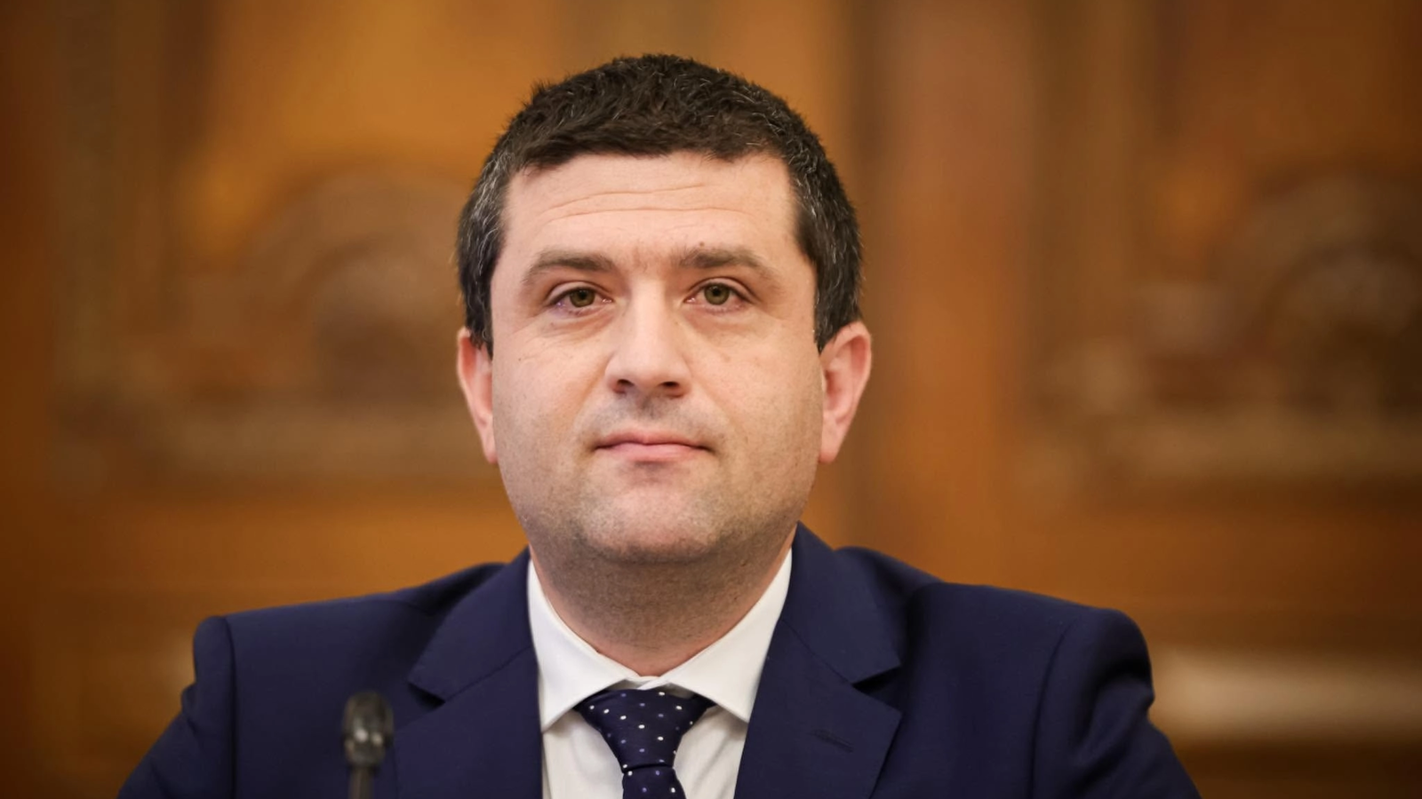 Ministrul Apărării face afirmații fără menajamente: pe cine nu ar vota niciodată și ce spune despre Parlament