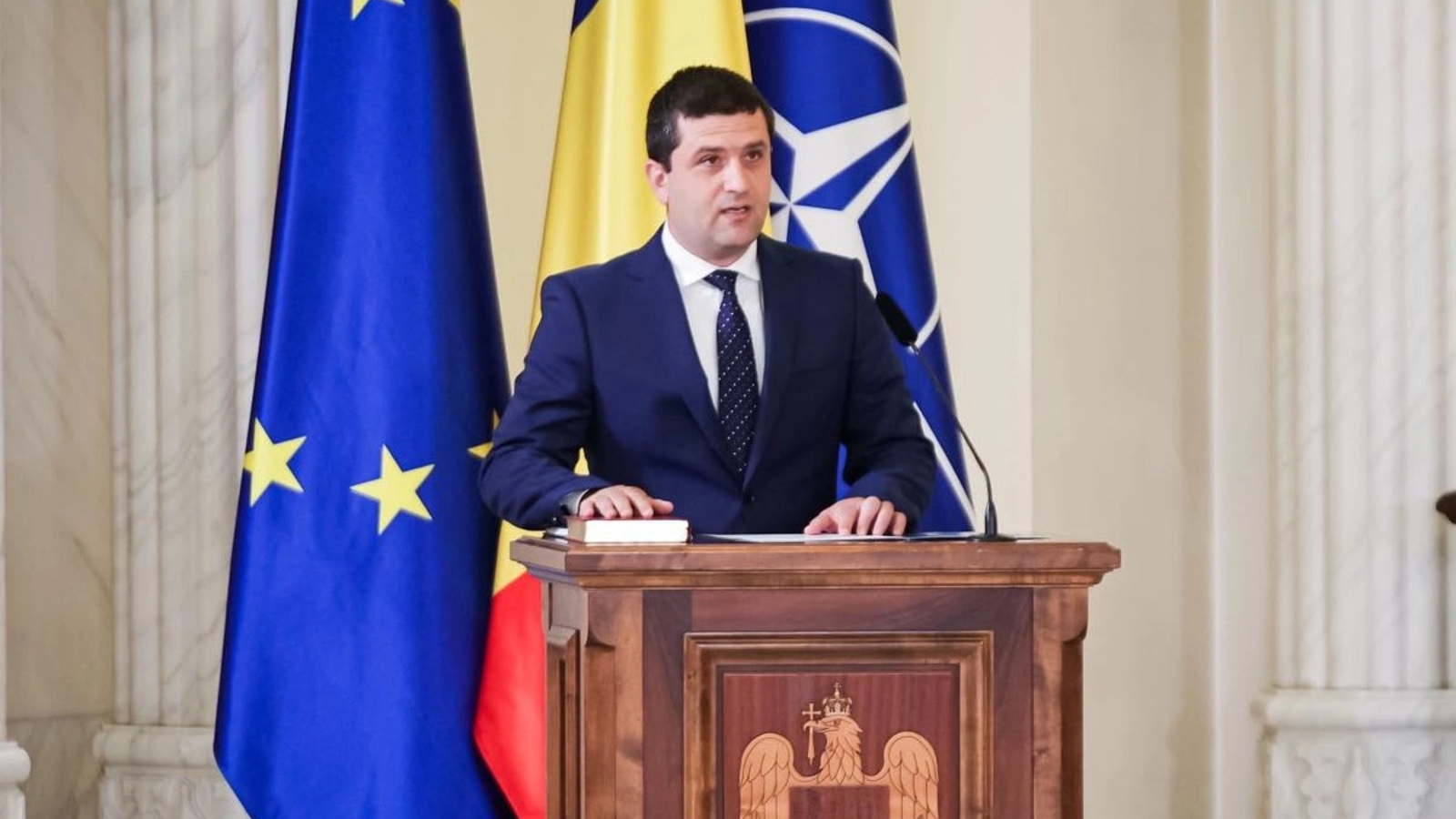 România a comandat sisteme noi și a cerut sprijin NATO până la livrarea lor. Ministru: 'Nu le cereți militarilor să apere cu mâna goală. Fac minuni cu ceea ce au'