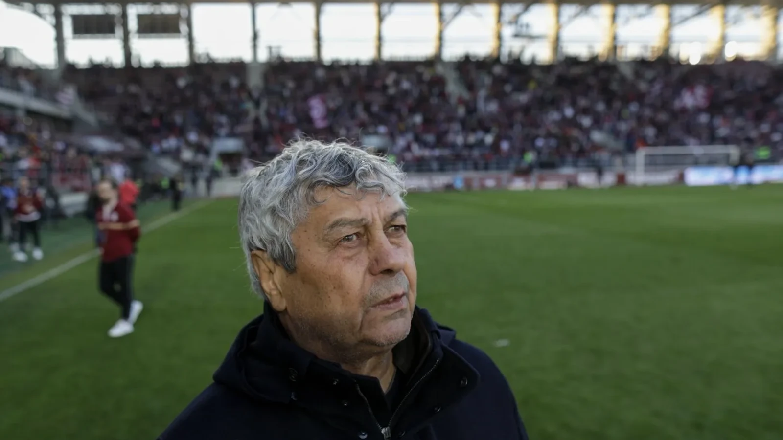 Starea lui Mircea Lucescu se deteriorează accelerat: inconștient și fără reacție la tratament