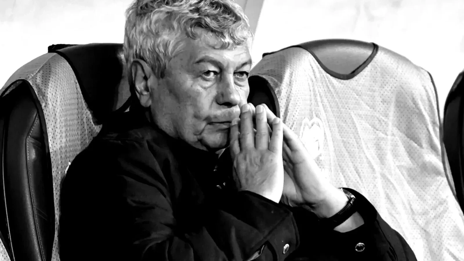 De la o legendă pentru o altă legendă: Ai dat tot ce ai avut pentru fotbal până la capăt. Odihneşte-te în pace, prietene