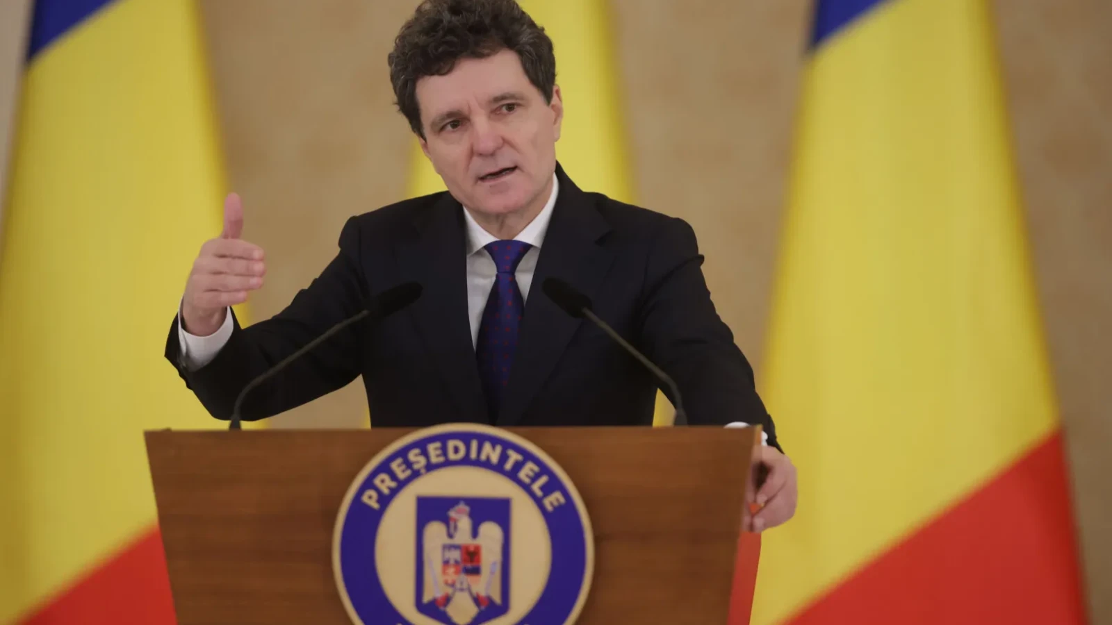 Nicușor Dan convoacă specialiștii la Palatul Cotroceni și organizează dezbateri pe domenii critice pentru România