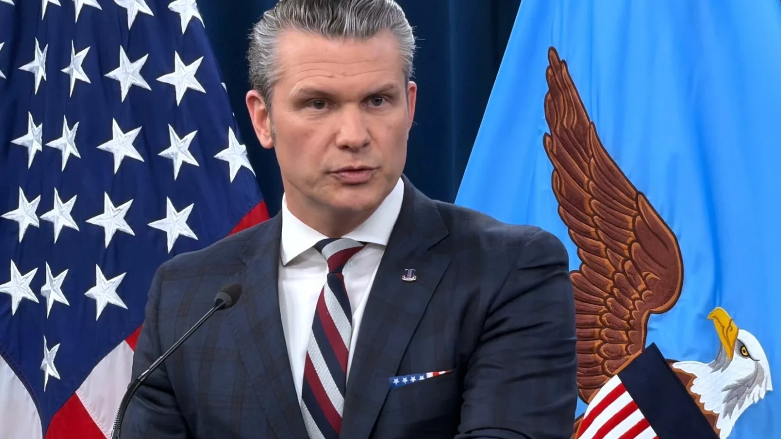 Reformă în armata SUA – Militarii americani vor avea voie să poarte arme personale în bazele militare