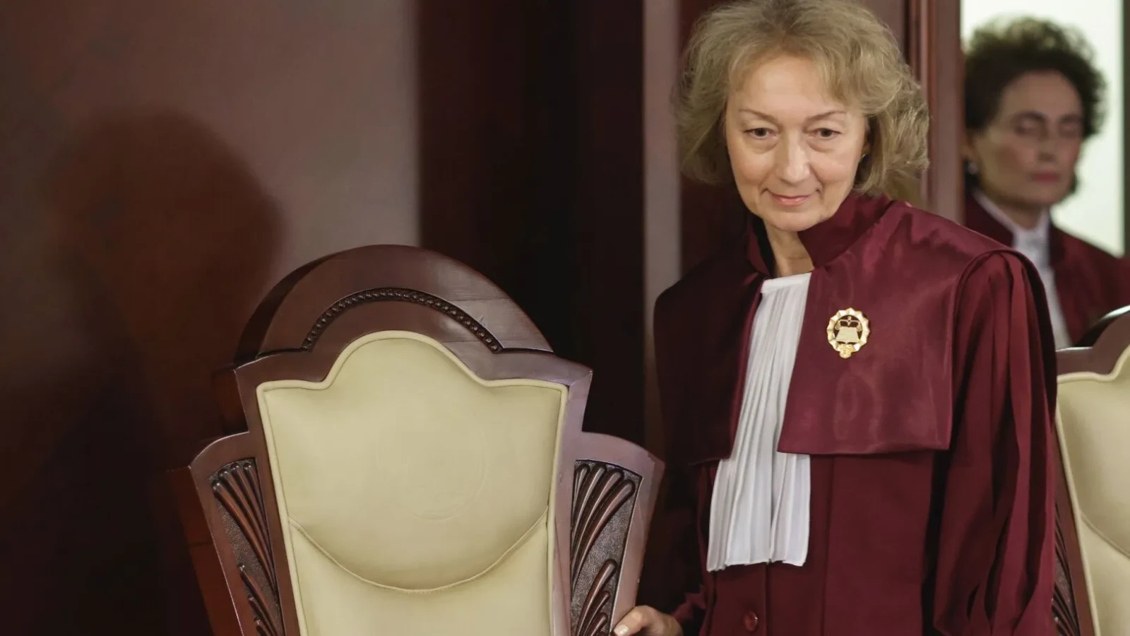 VIDEO Șefa CCR, Simina Tănăsescu, explică anularea alegerilor prezidențiale din 2024: 'Sunt trei motive…'
