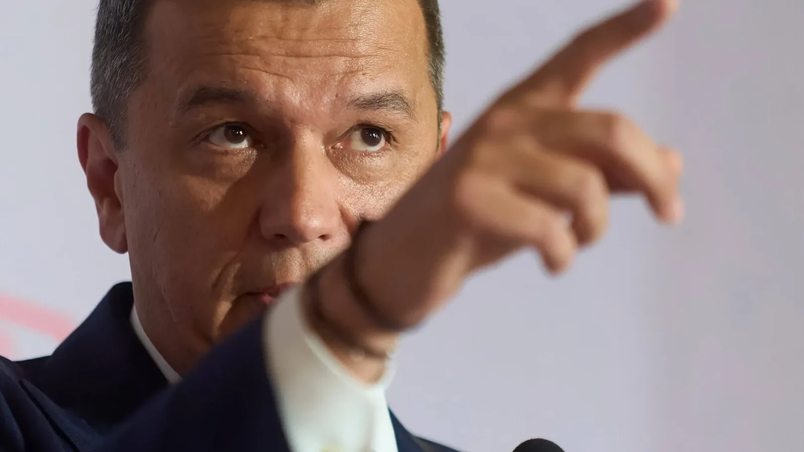 VIDEO Sorin Grindeanu, înainte de consultările cu Nicușor Dan: Există o singură opțiune ca să nu depunem moțiune
