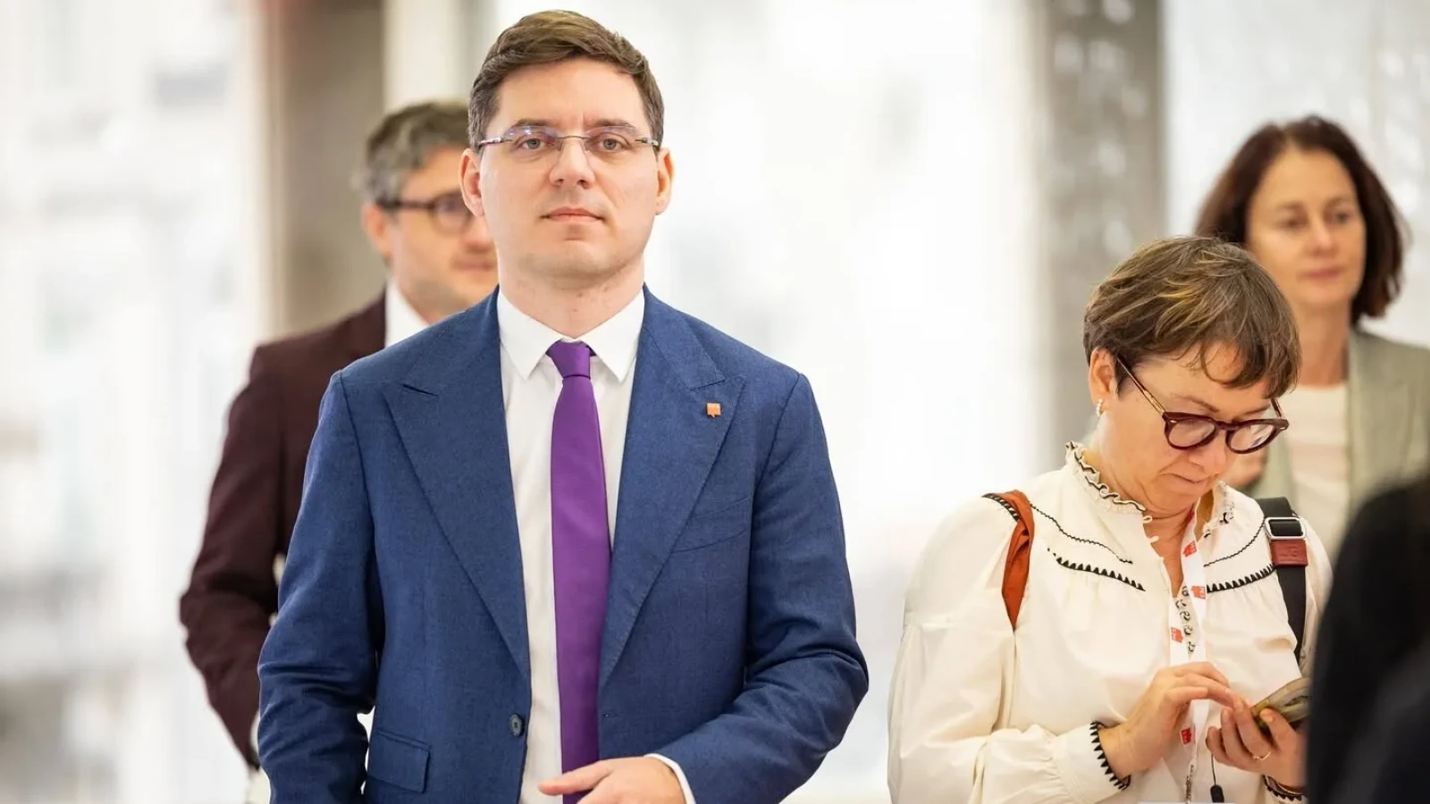Victor Negrescu cere ajutor de stat la nivel UE pentru criza combustibililor
