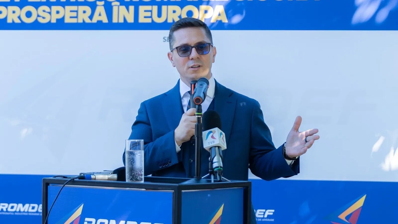 ROMDEF – Când securitatea cetățenilor este amenințată, România are nevoie de viteză, nu de promisiuni: viteză în decizie, viteză în achiziții și deschidere reală către companiile care au deja soluții
