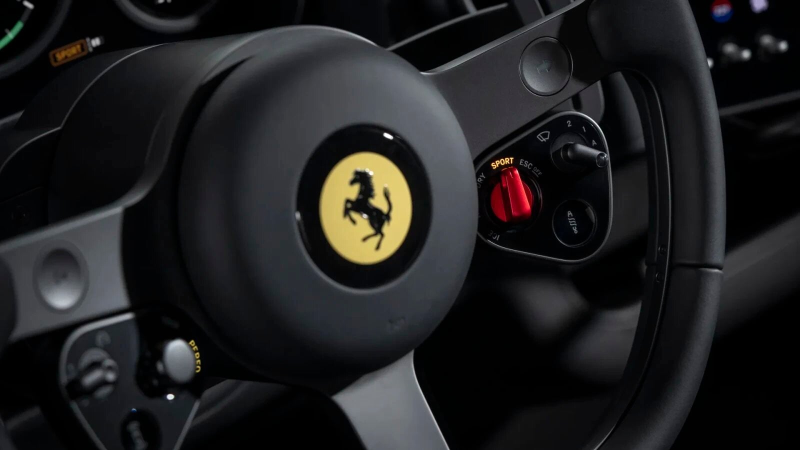 Ferrari electric nu place nimănui. Acțiunile producătorului italian au scăzut puternic după lansarea Modelului Luce