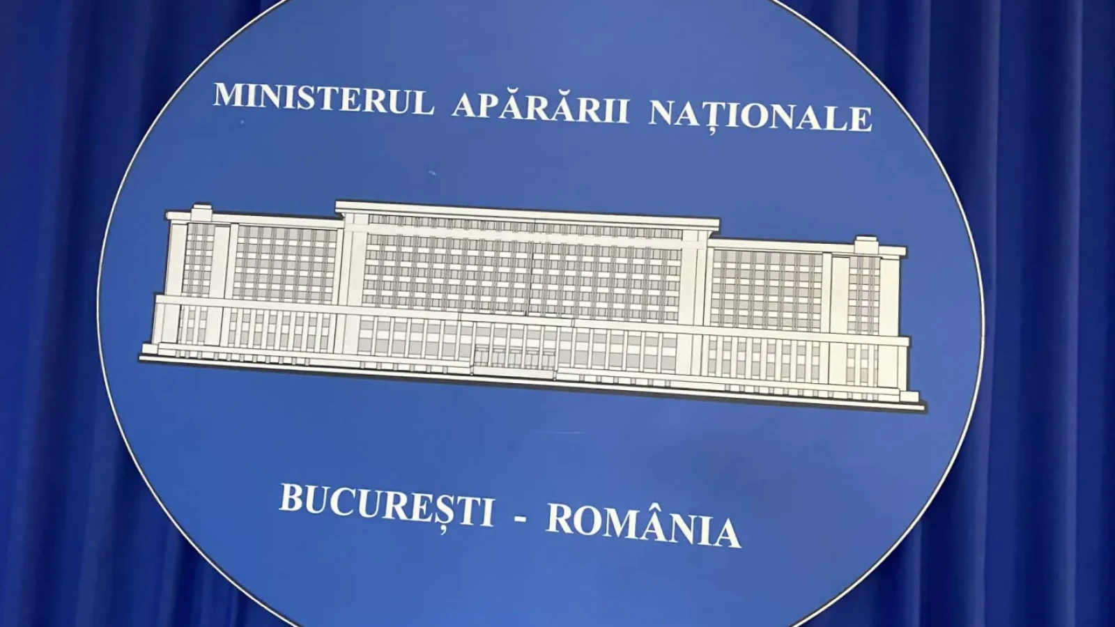 Prima reacție a MApN după ce o dronă s-a prăbușit pe un bloc din Galați
