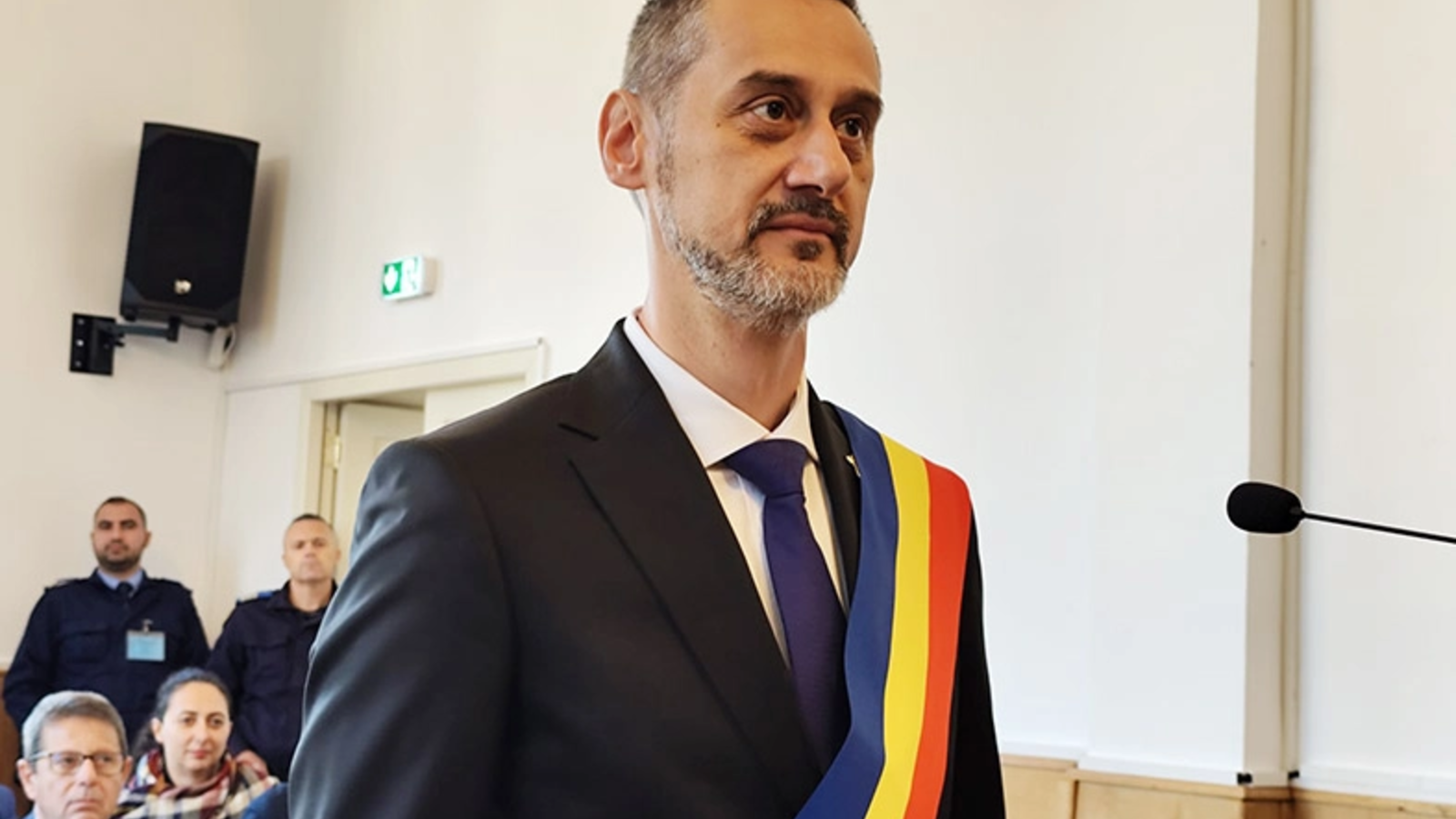 Primarul din Slatina vorbește despre 'dosar cu miză politică': De Mezzo acuză presiuni după ancheta privind permisul moto