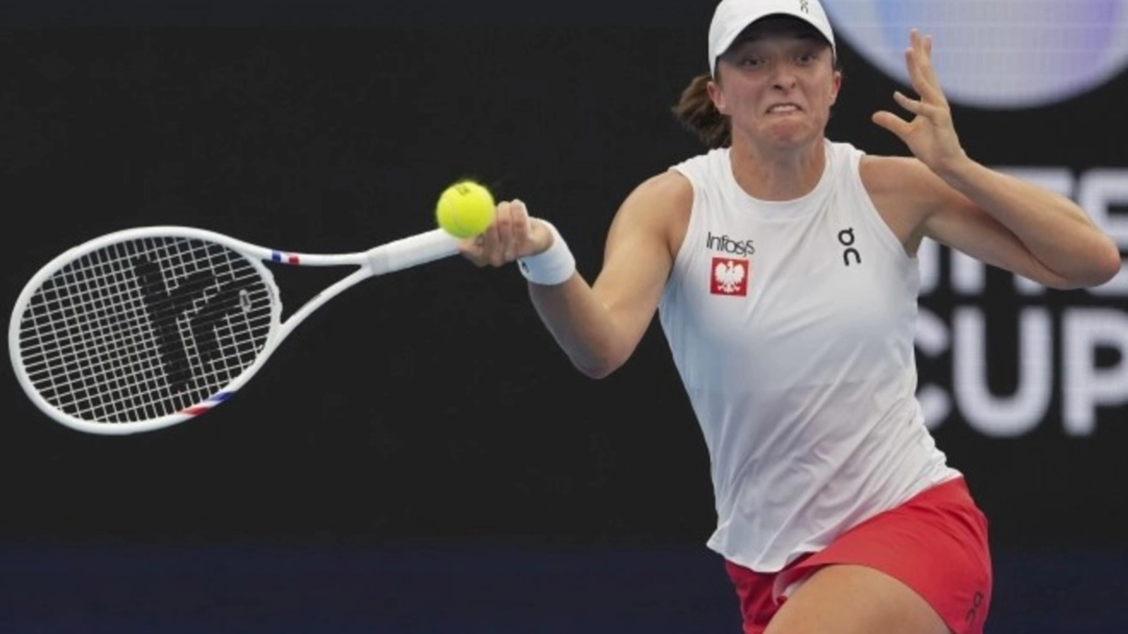 Iga Swiatek s-a calificat în turul al treilea la Roland Garros